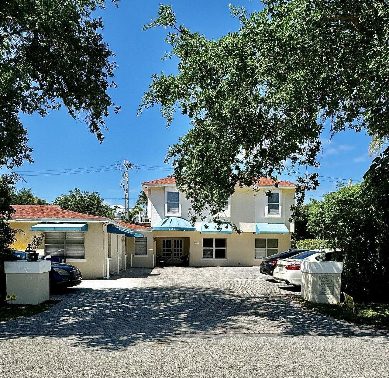 1200 Surf Road Property Photo 2