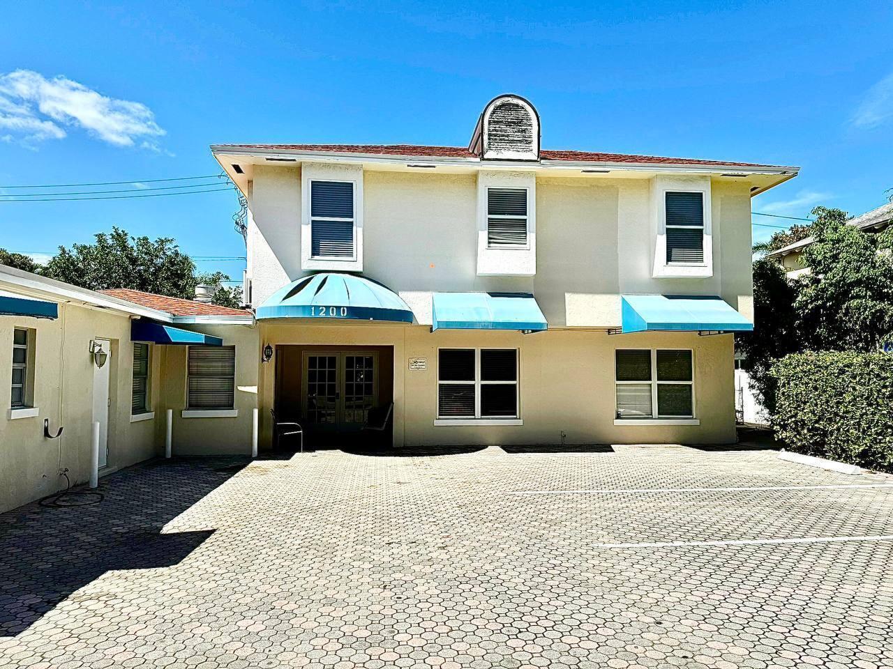 1200 Surf Road Property Photo 3