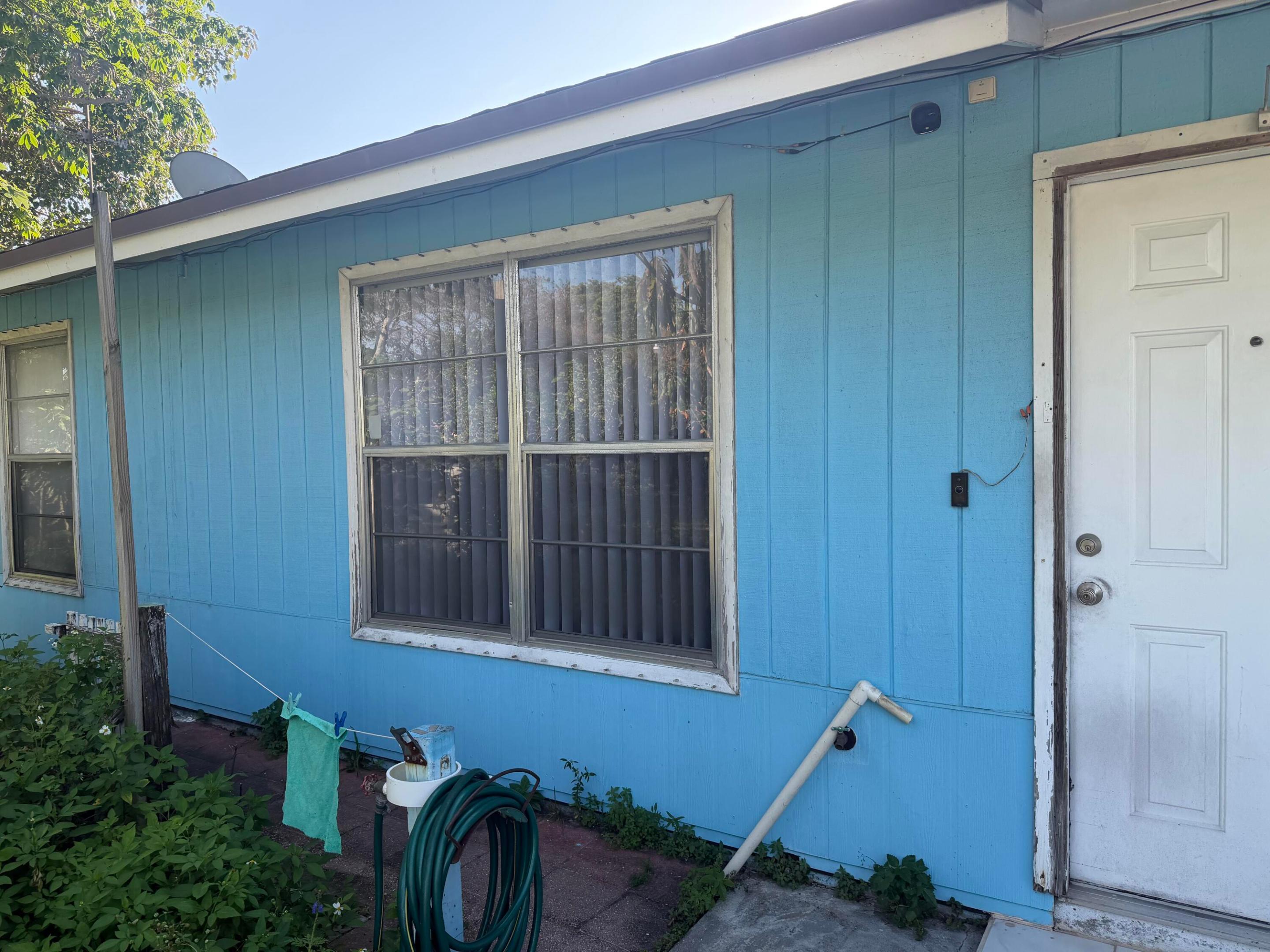 4666 E Holt Property Photo 1