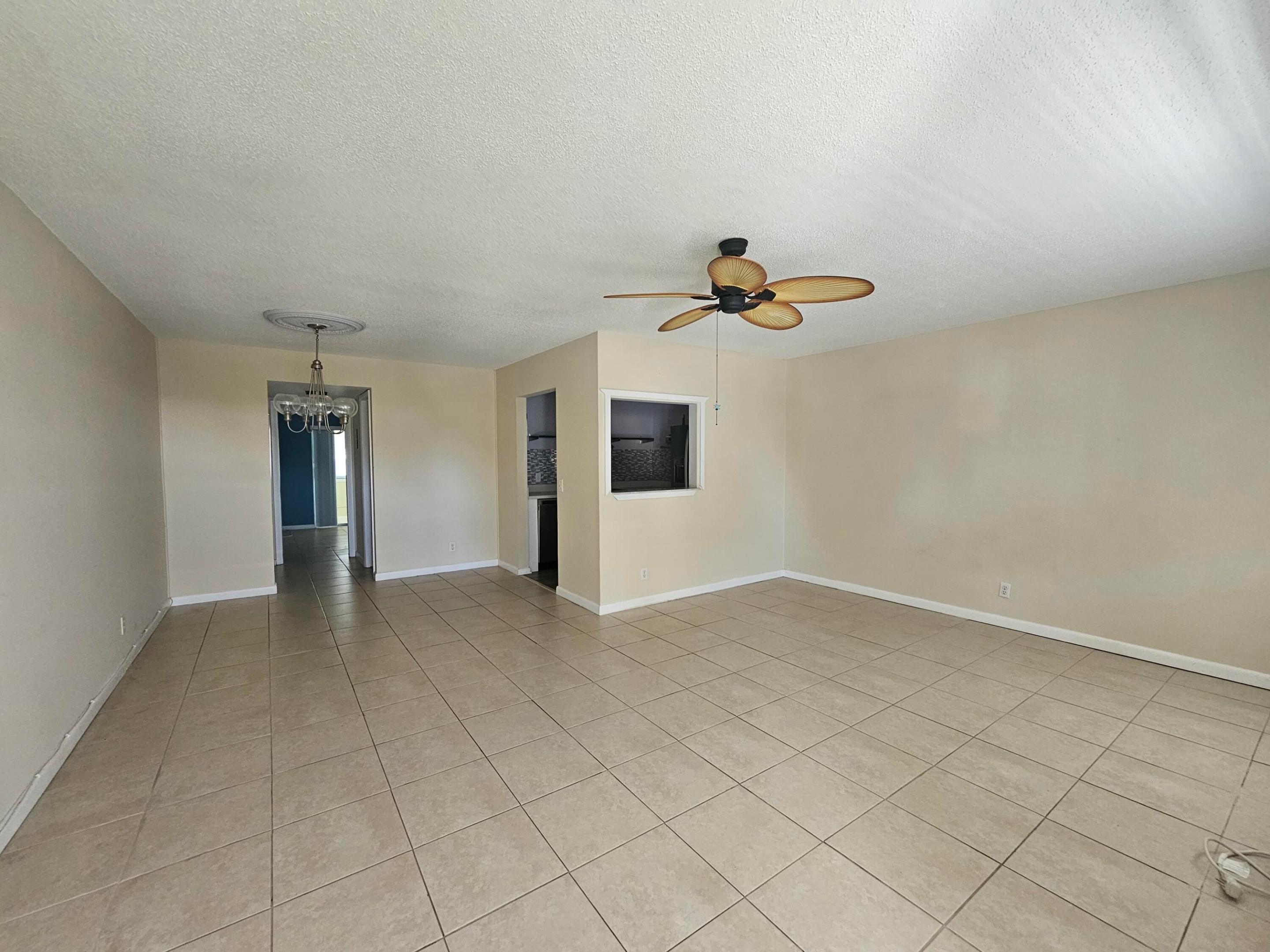 145 Sheffield F Property Photo 8