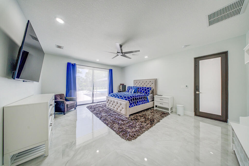 11165 Tangerine Boulevard Property Photo 25