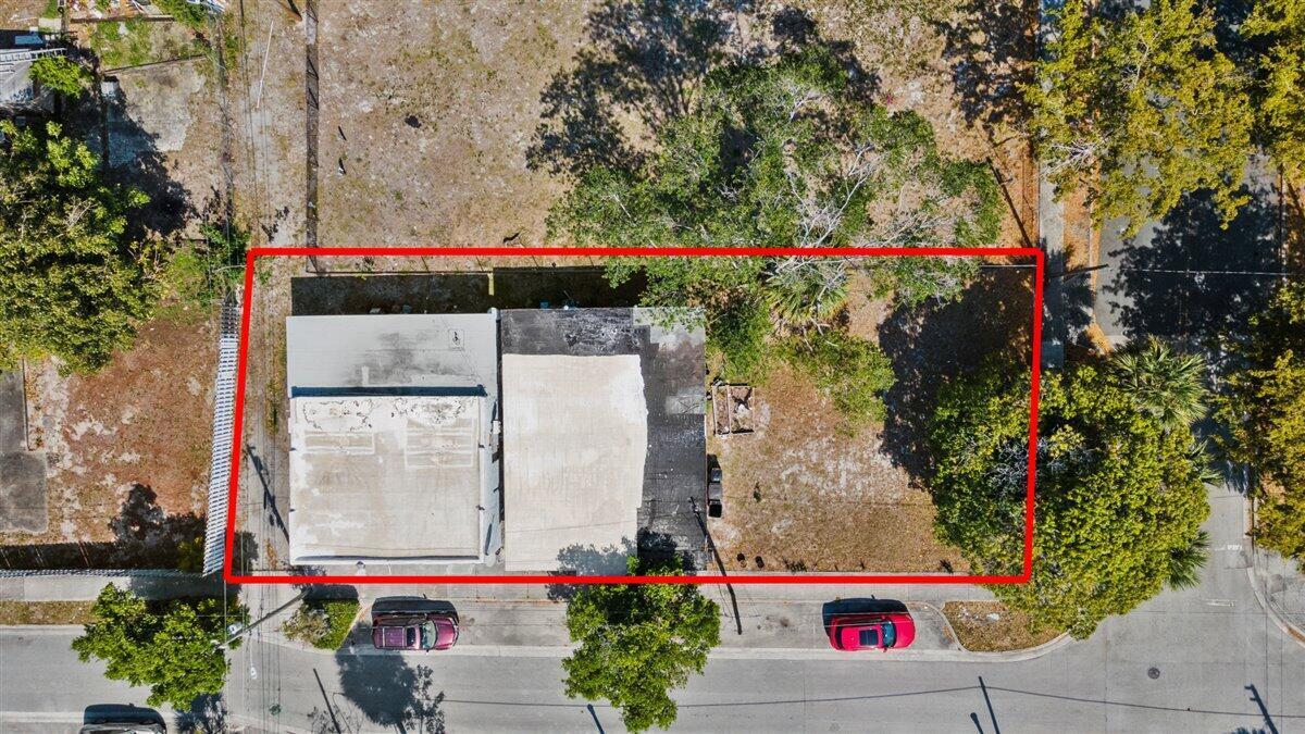 1504 N Sapodilla Avenue N Property Photo 4