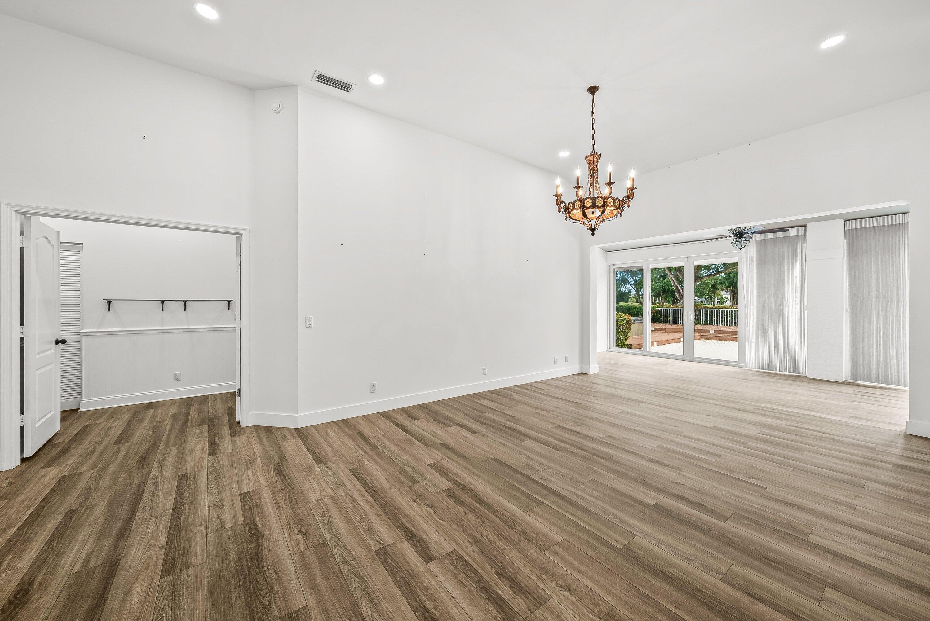 230 Eagleton Estate Boulevard Property Photo 16