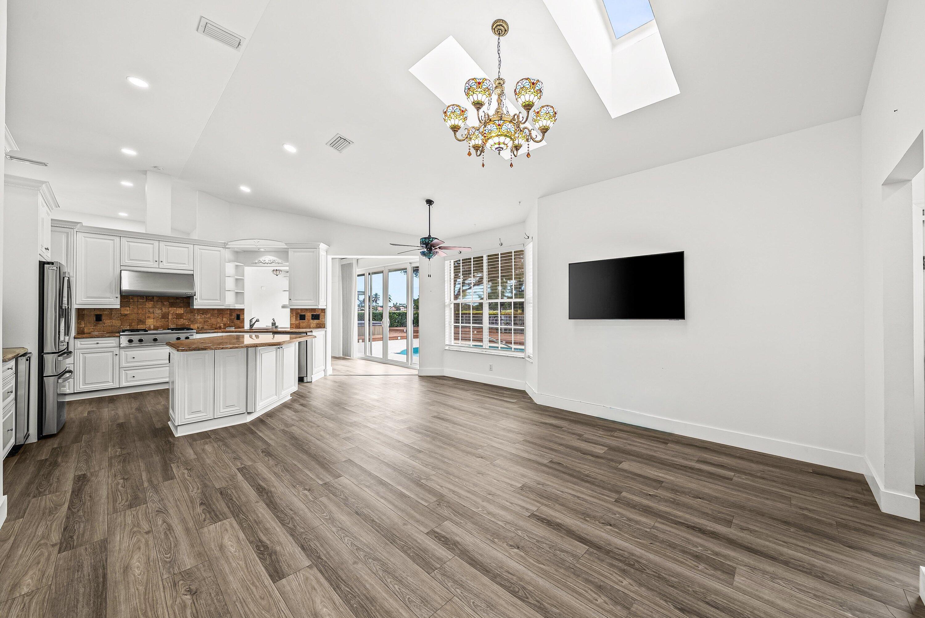 230 Eagleton Estate Boulevard Property Photo 23