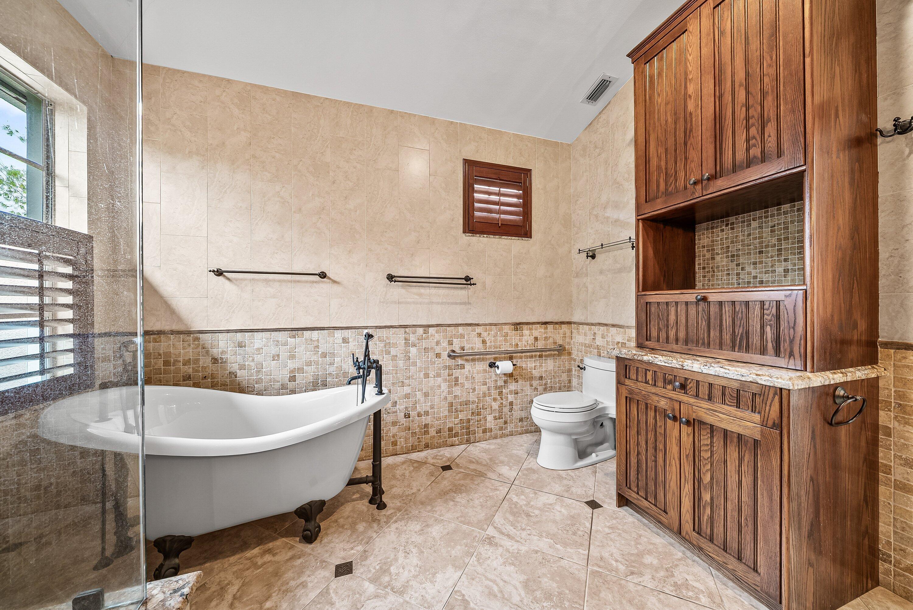 230 Eagleton Estate Boulevard Property Photo 38