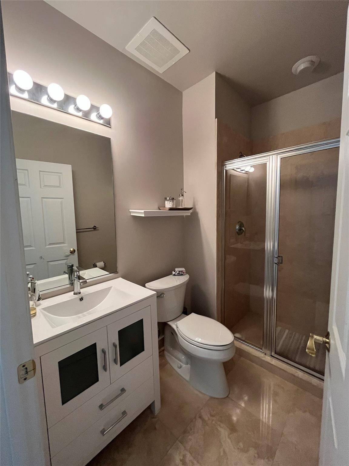 3932 Coral Heights Way Property Photo 15