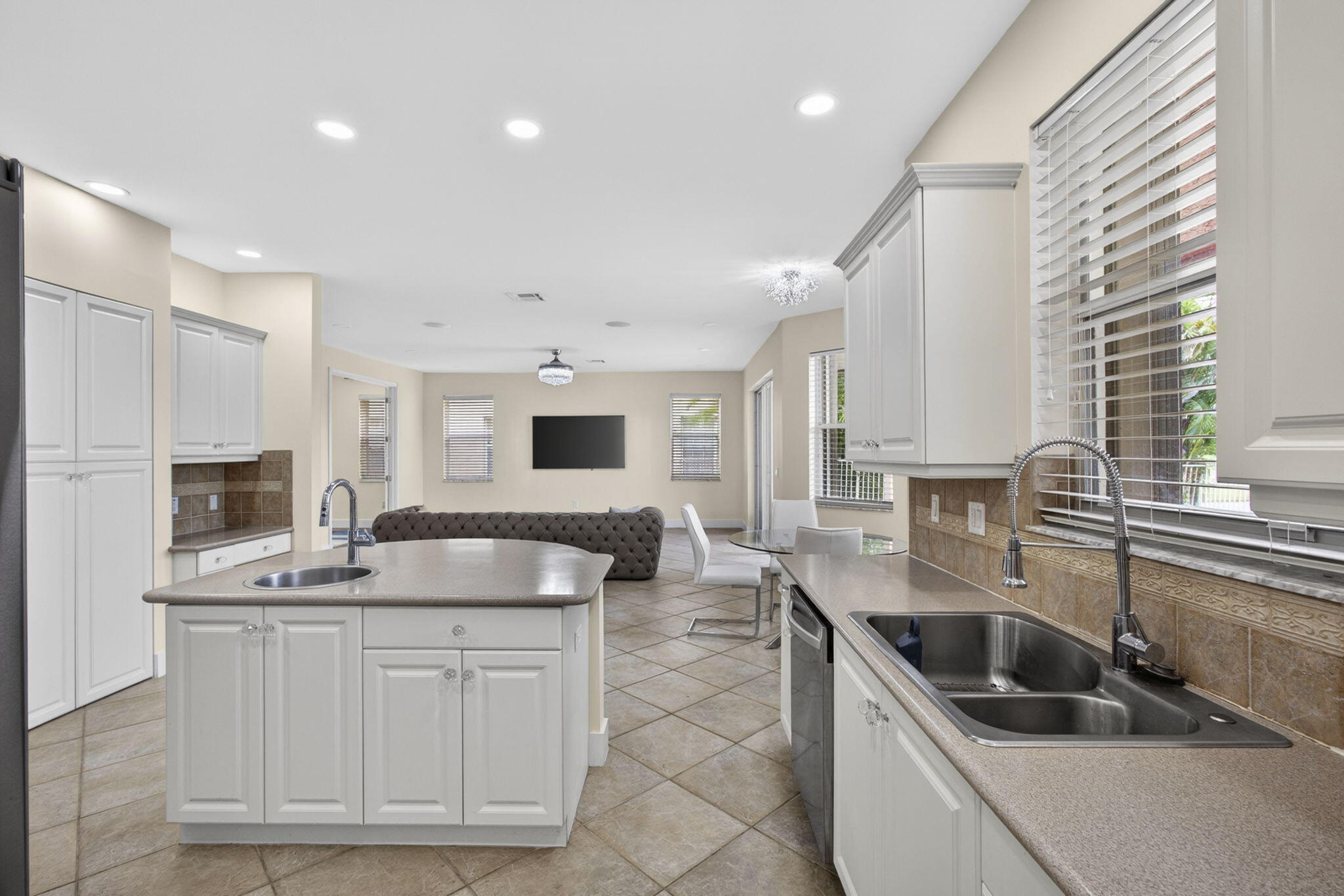 1724 Annandale Circle Property Photo 33