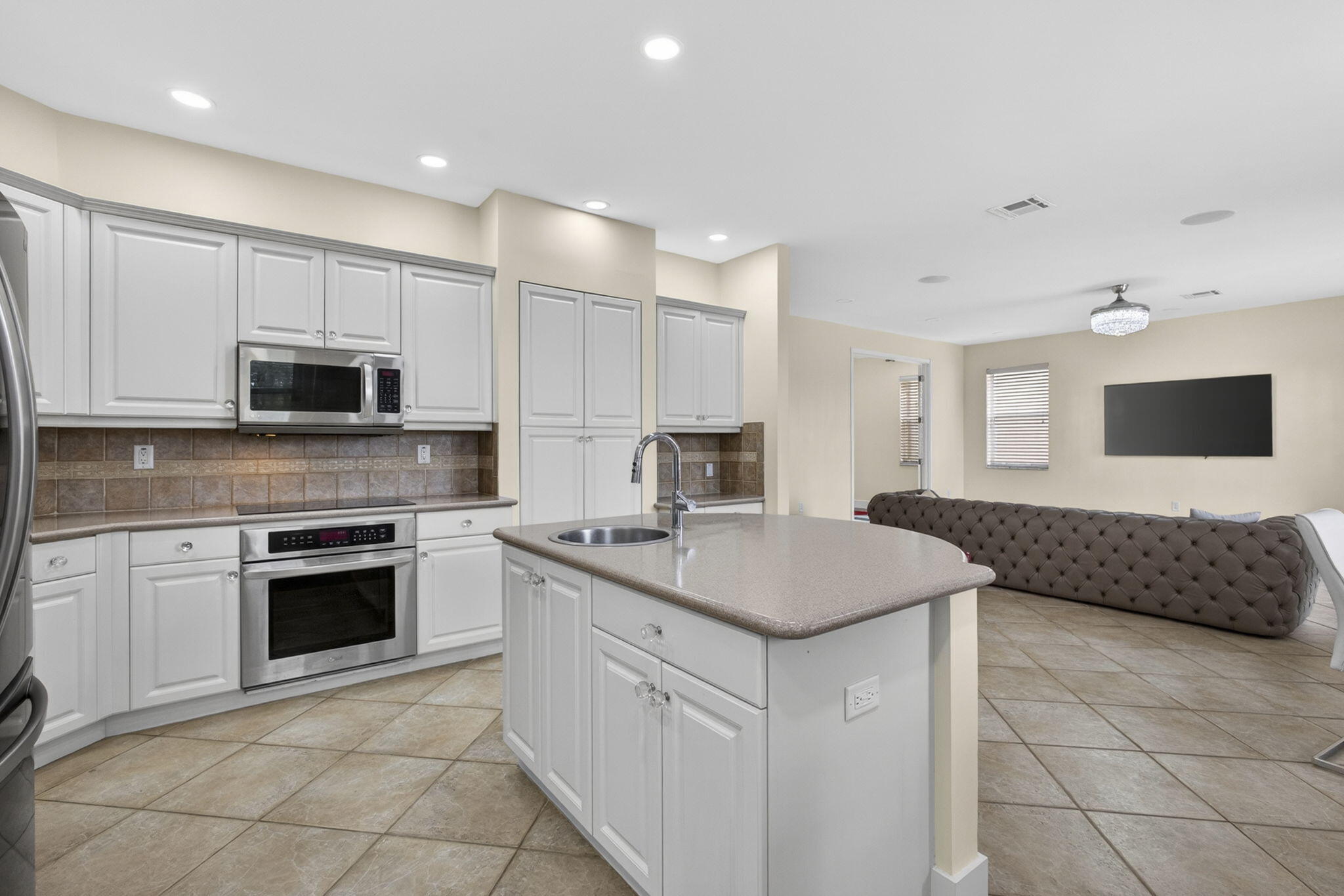 1724 Annandale Circle Property Photo 35