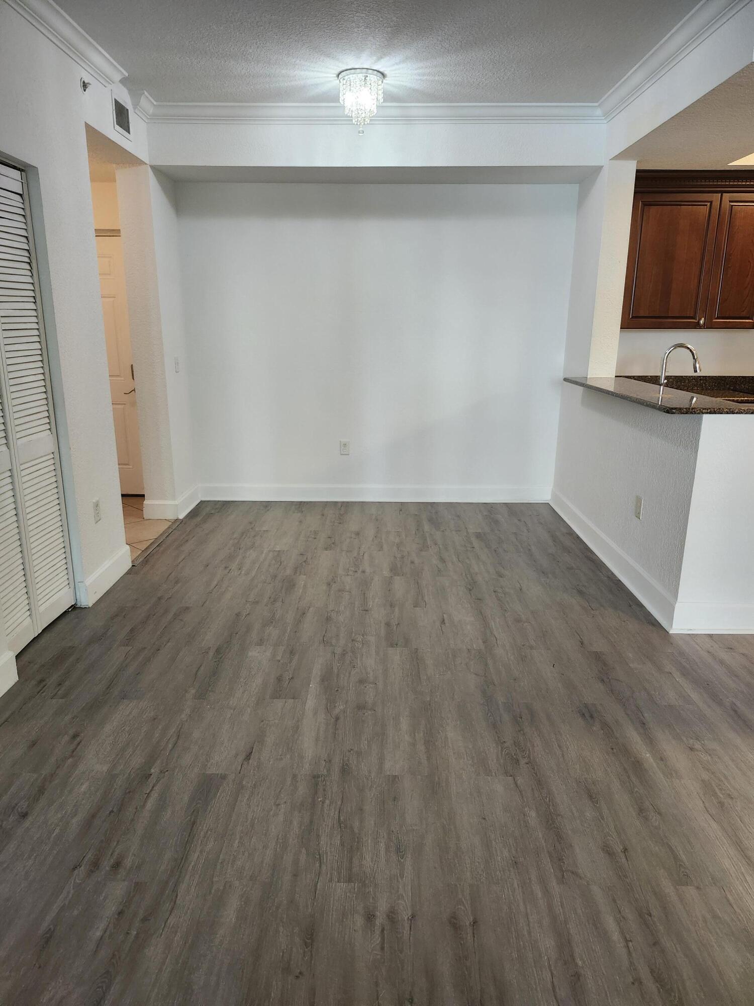 1660 Renaissance Commons Boulevard 2122 Property Photo 3
