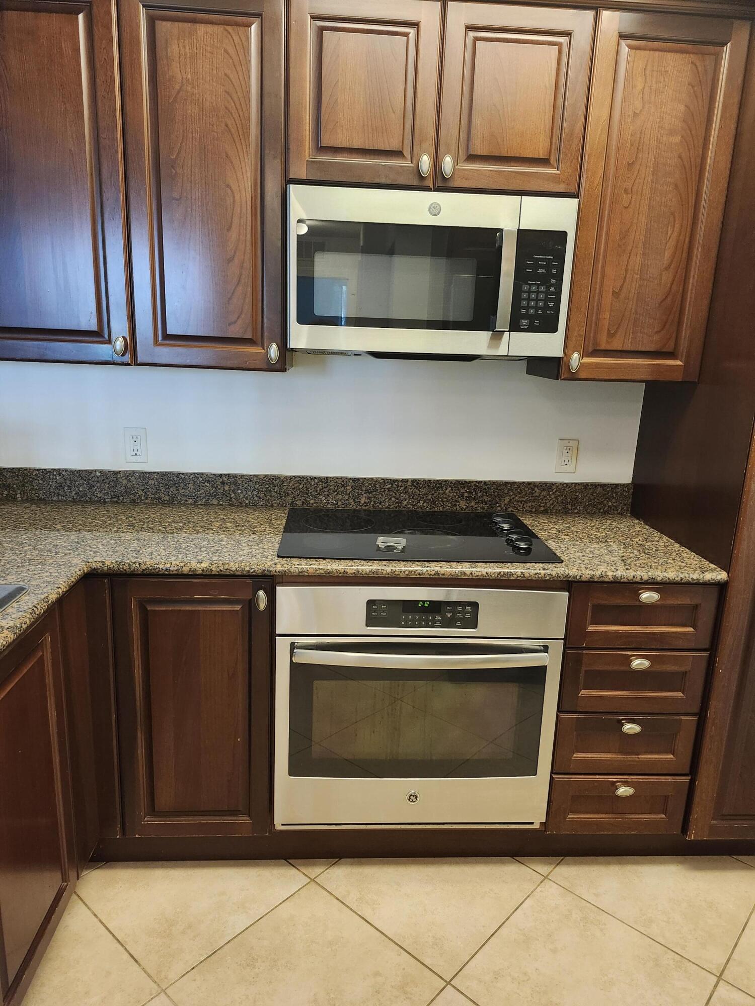 1660 Renaissance Commons Boulevard 2122 Property Photo 6