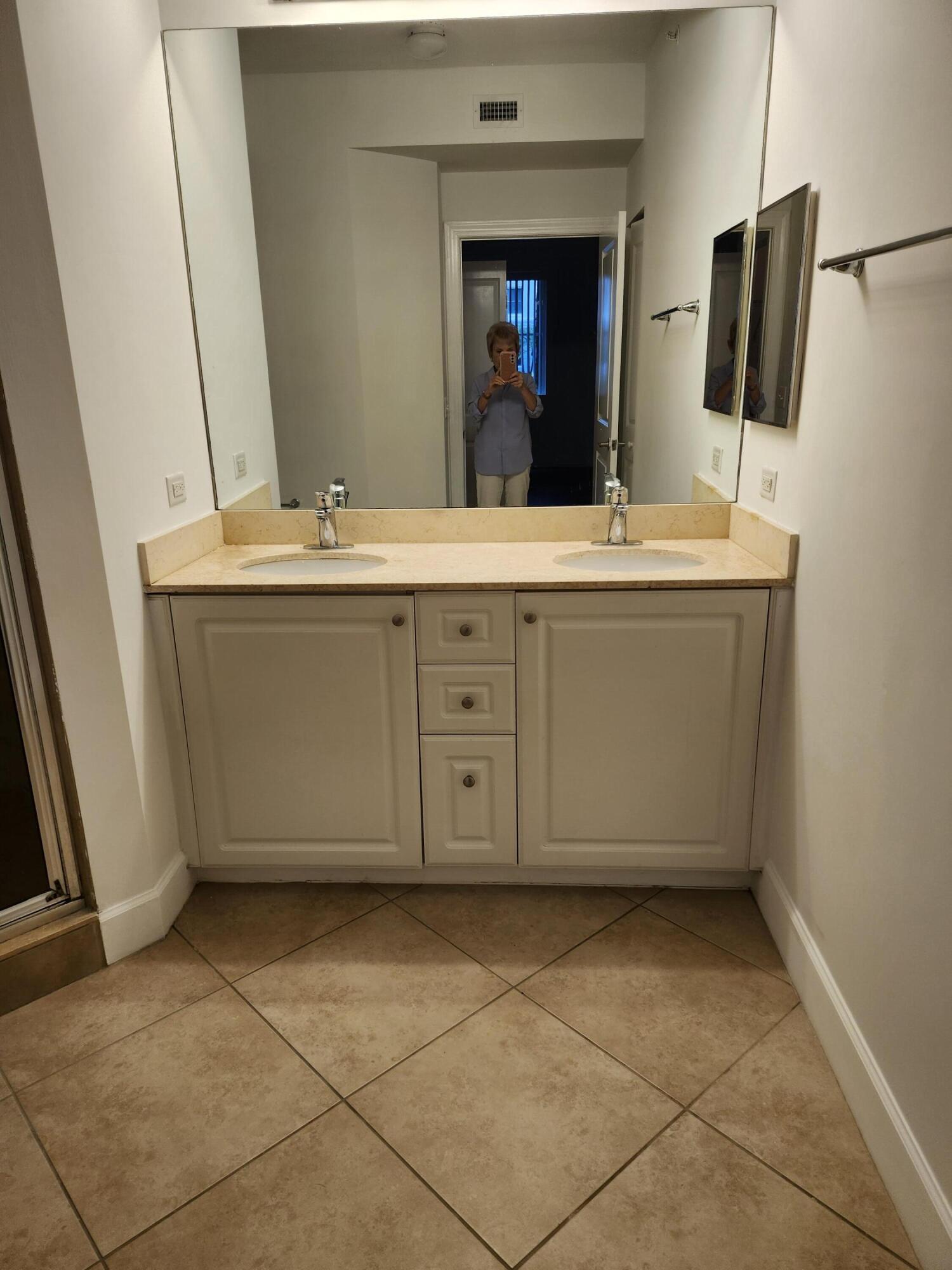 1660 Renaissance Commons Boulevard 2122 Property Photo 8
