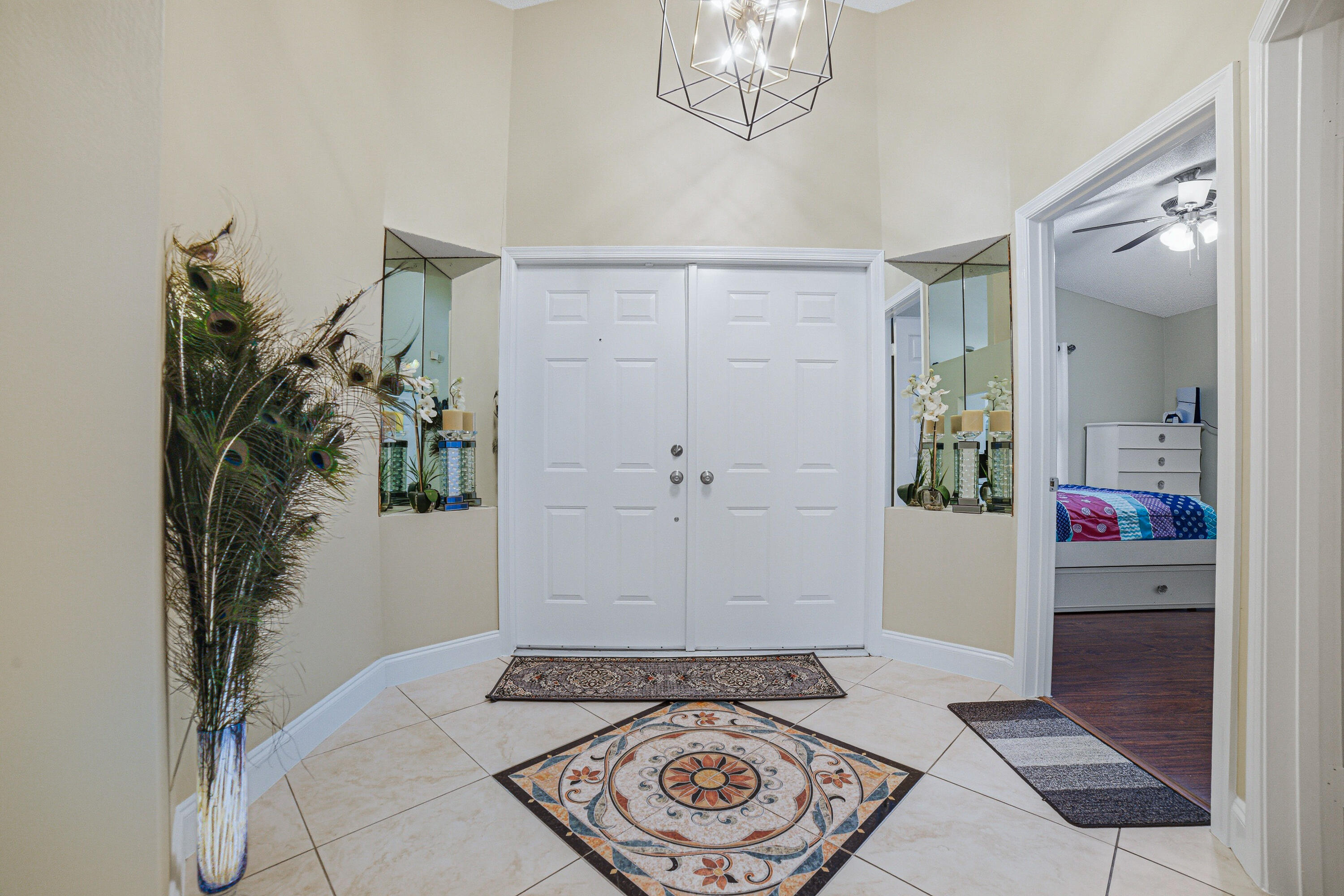 7625 Forest Green Lane Property Photo 10