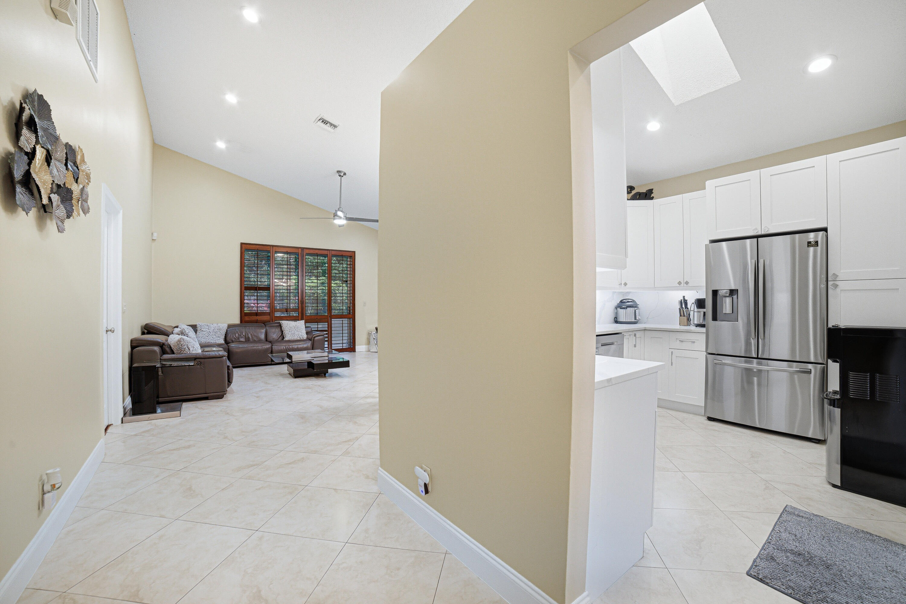 7625 Forest Green Lane Property Photo 13