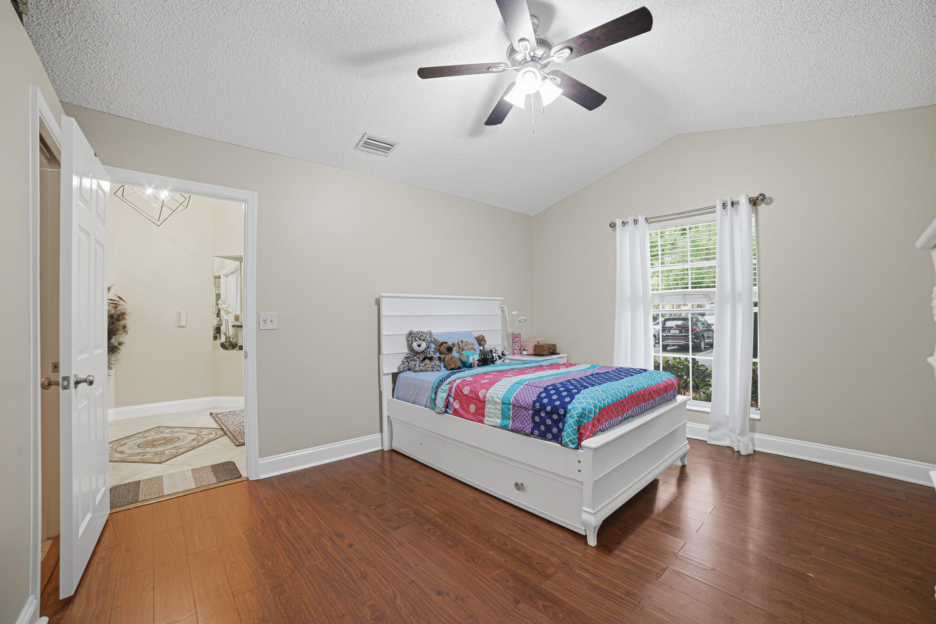 7625 Forest Green Lane Property Photo 28