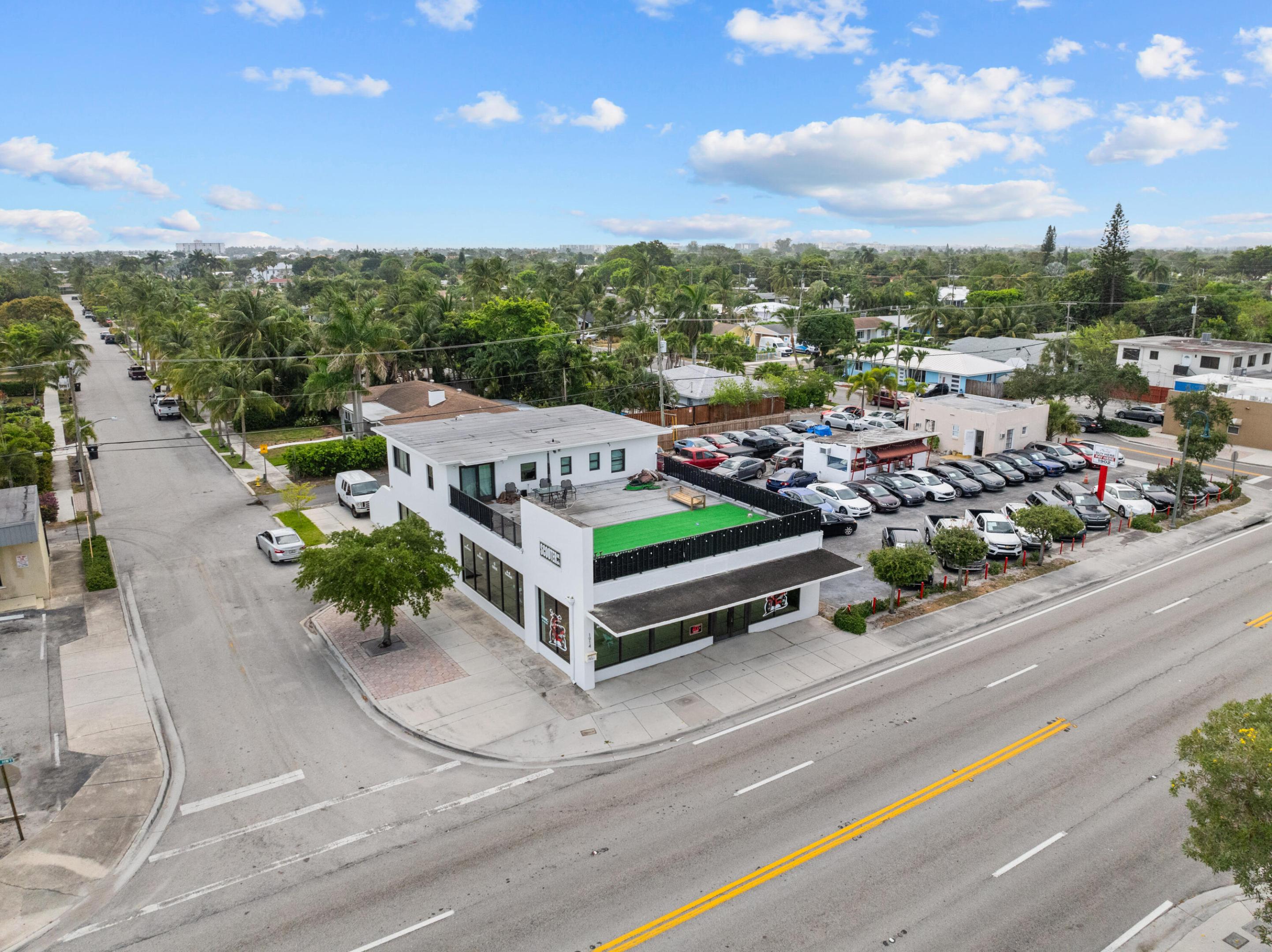 1914 N Dixie Highway Property Photo 1