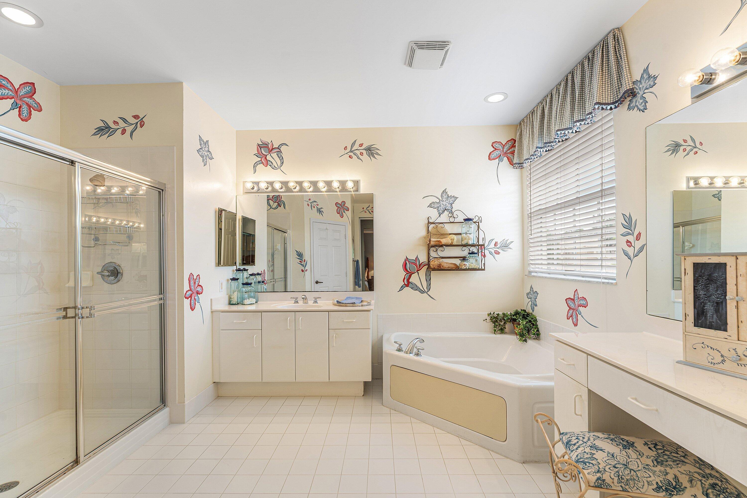 123 Via Castilla Property Photo 31