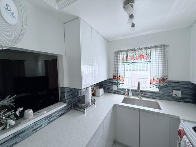 41 Upminster B Property Photo 4