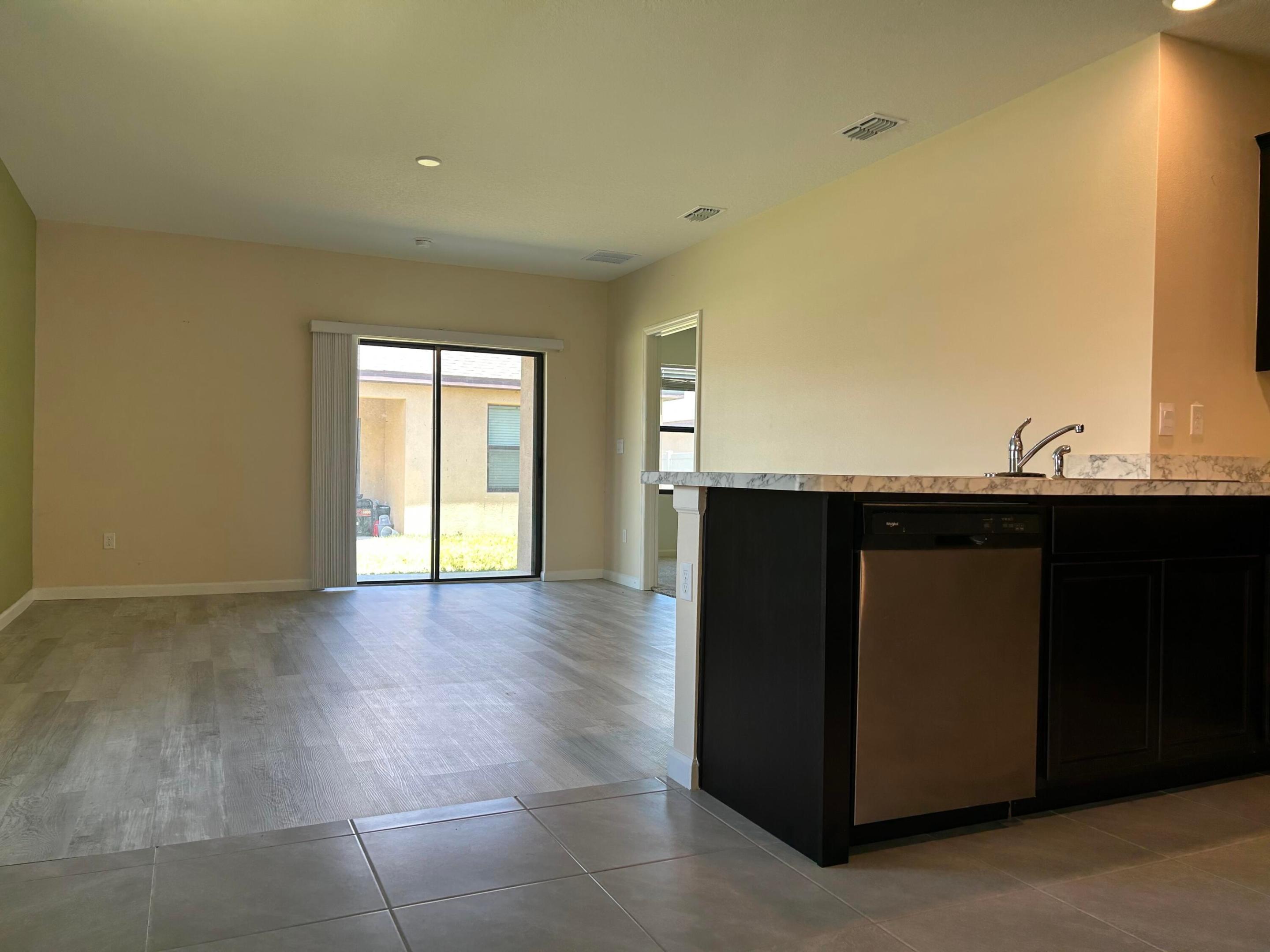 5414 Delight Drive Property Photo 10