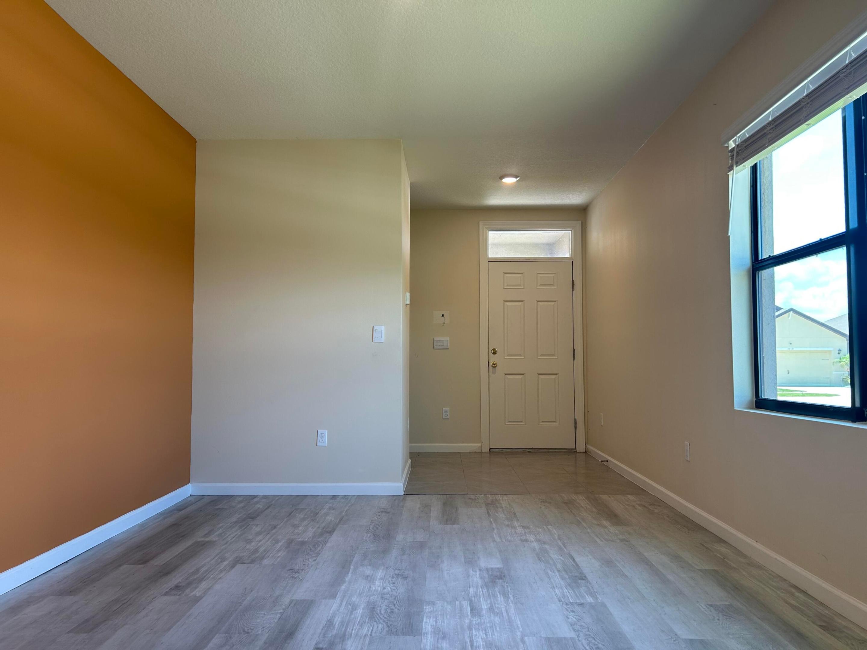 5414 Delight Drive Property Photo 12