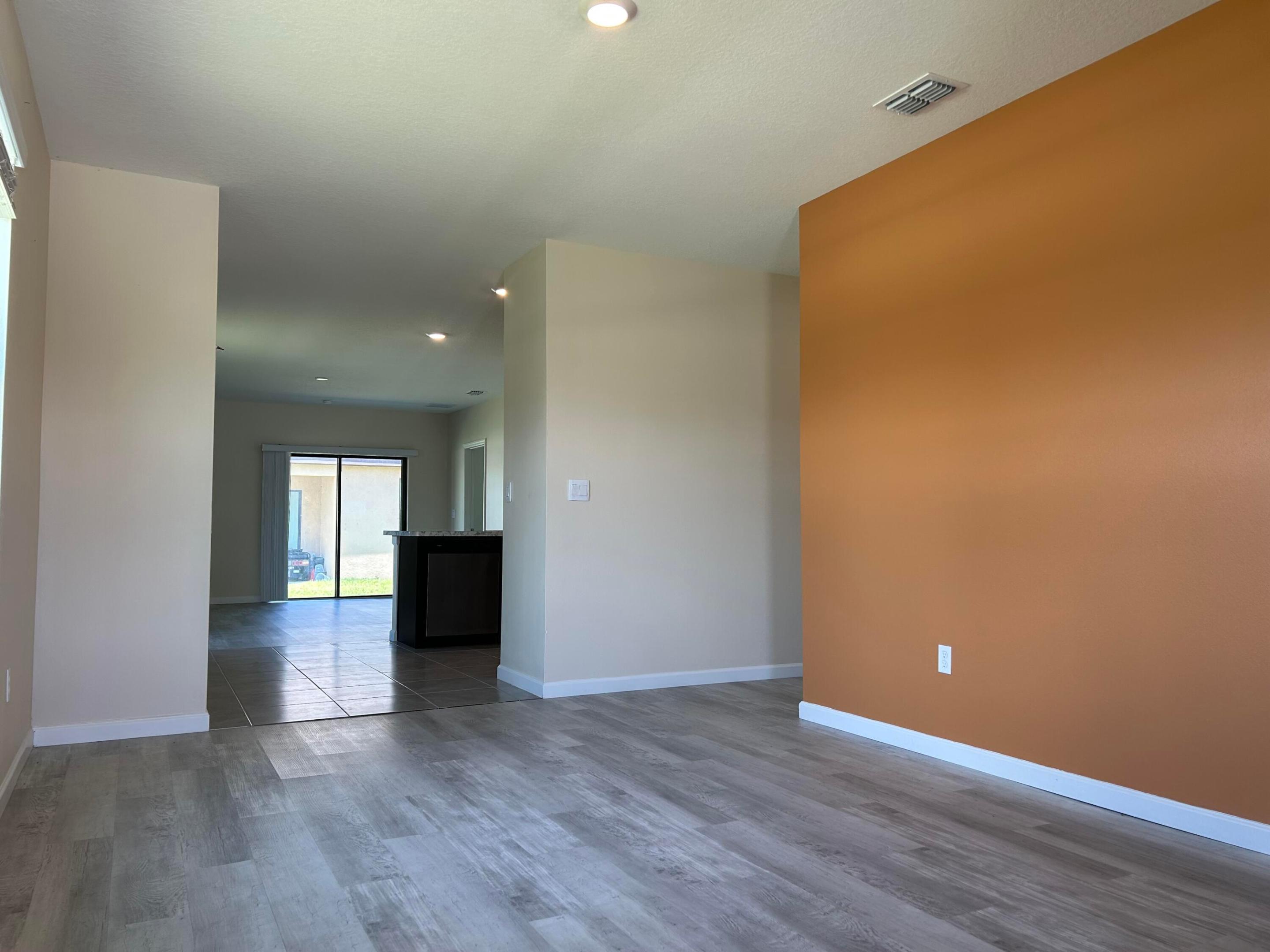 5414 Delight Drive Property Photo 13