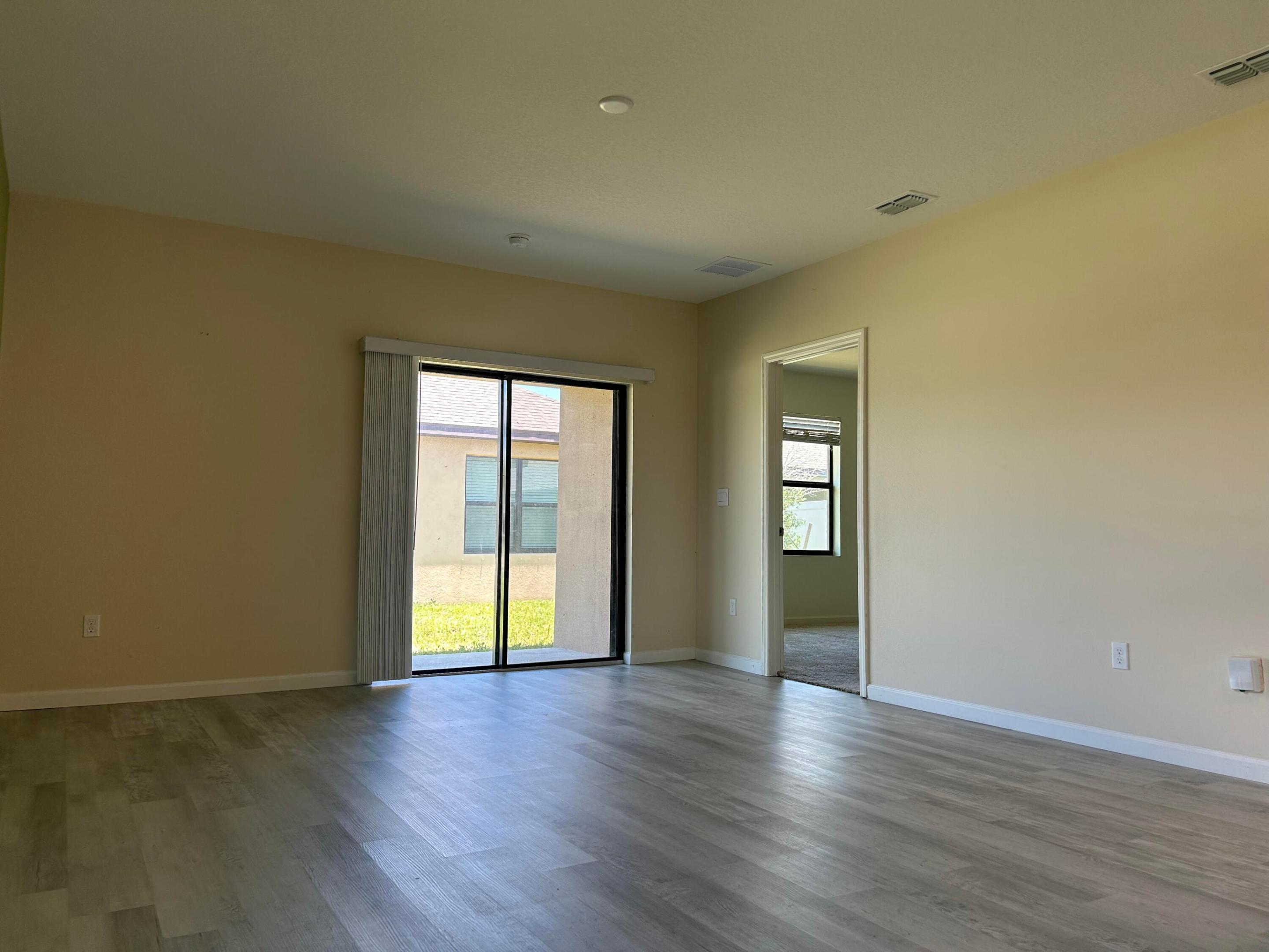 5414 Delight Drive Property Photo 23