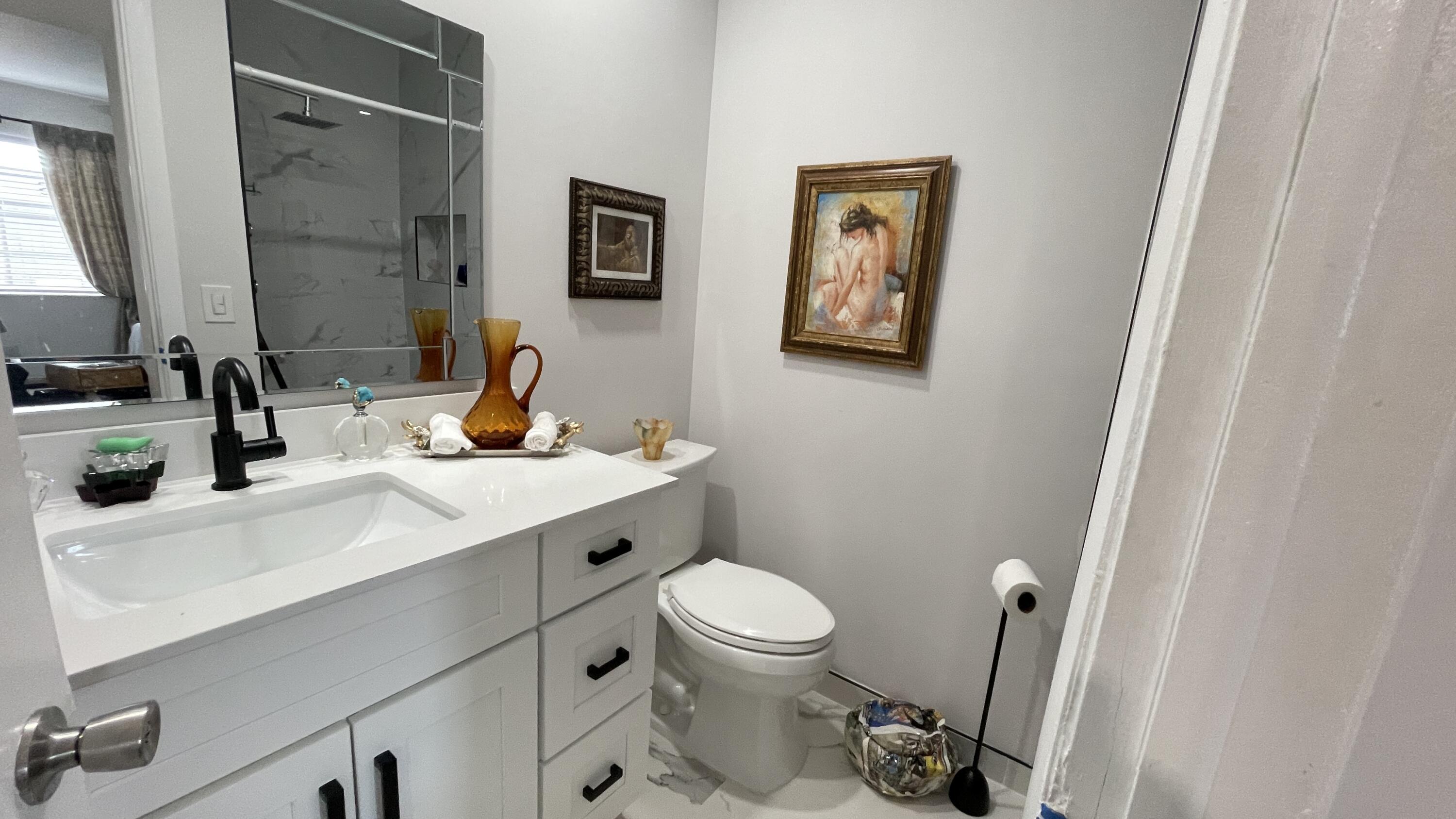 949 Normandy 949 Property Photo 17