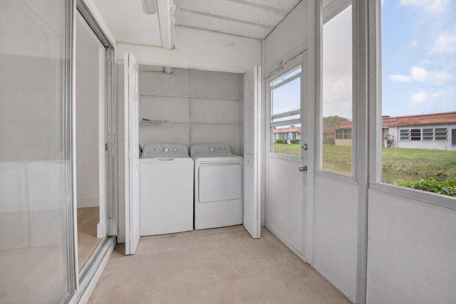 155 Seville G Property Photo 10