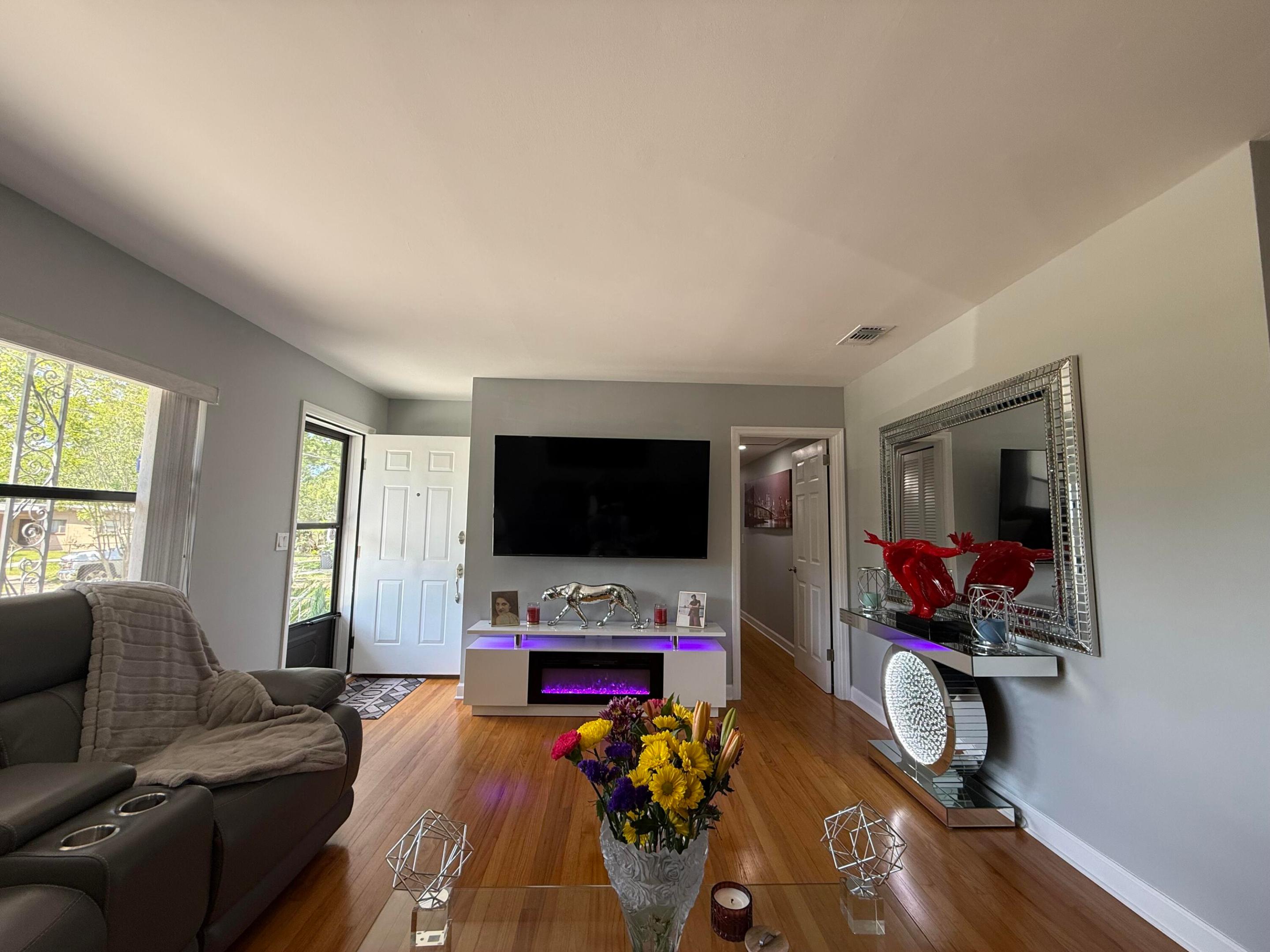 6343 Stetler Drive Property Photo 8