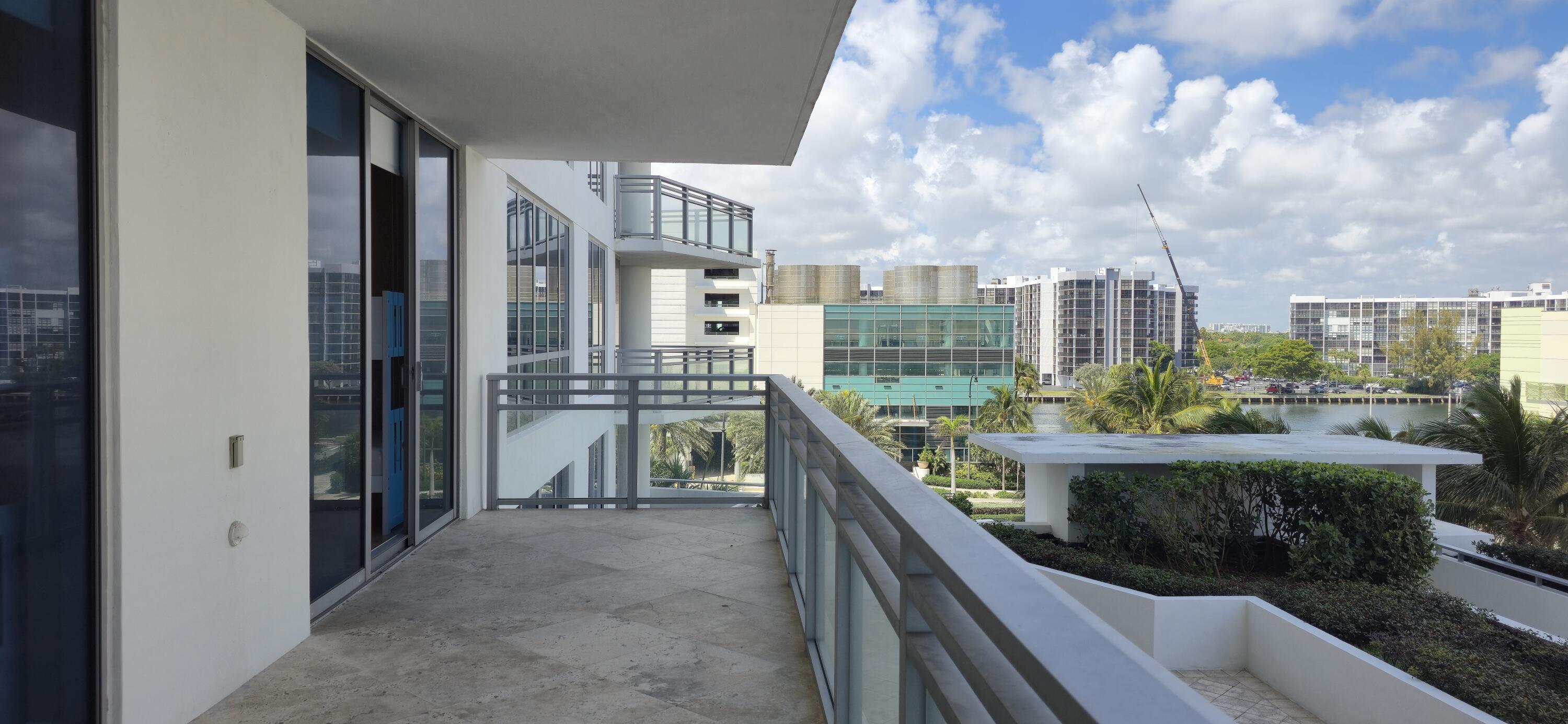 3535 S Ocean Drive 506 Property Photo 37