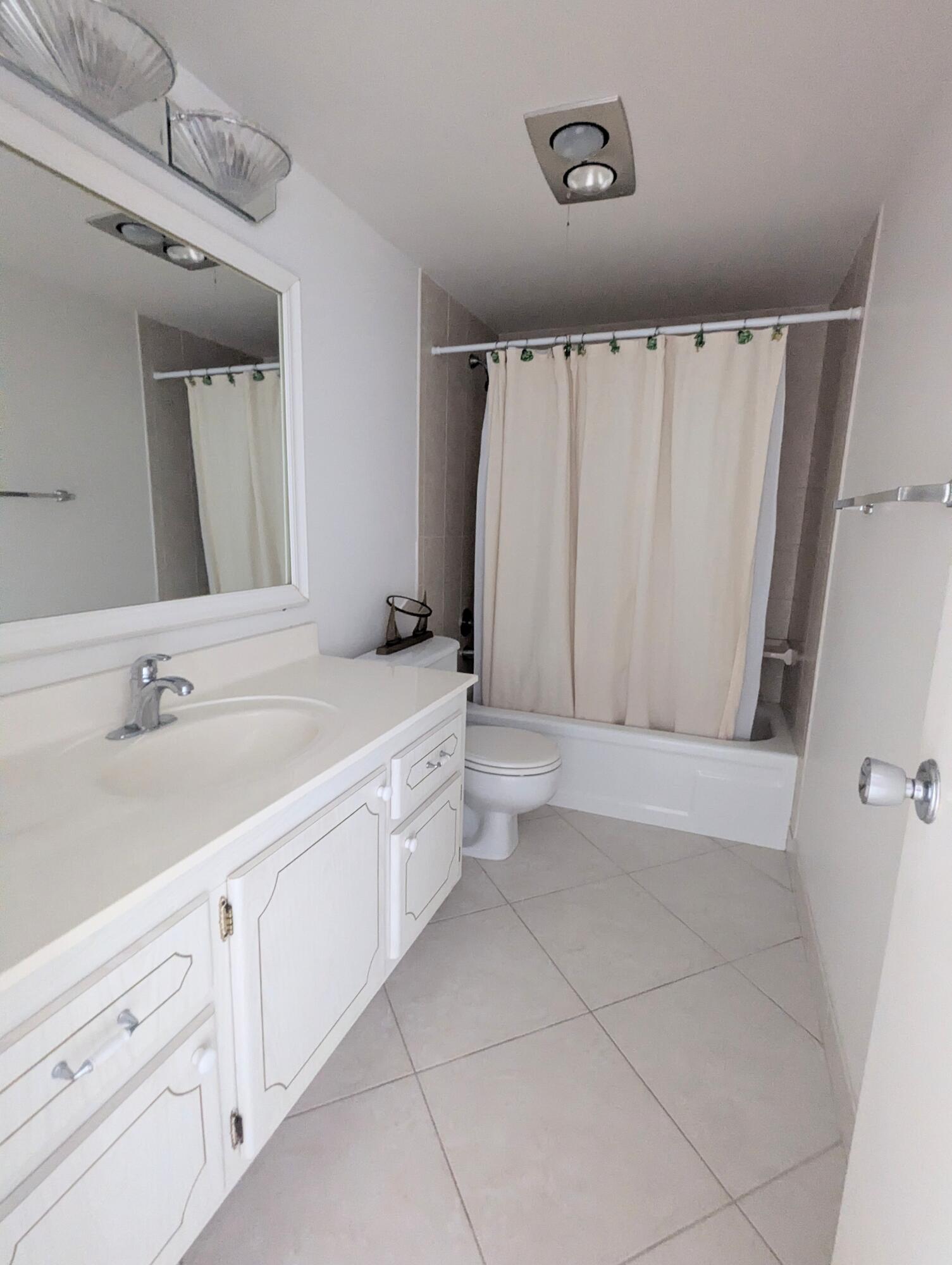 222 Somerset L Property Photo 6