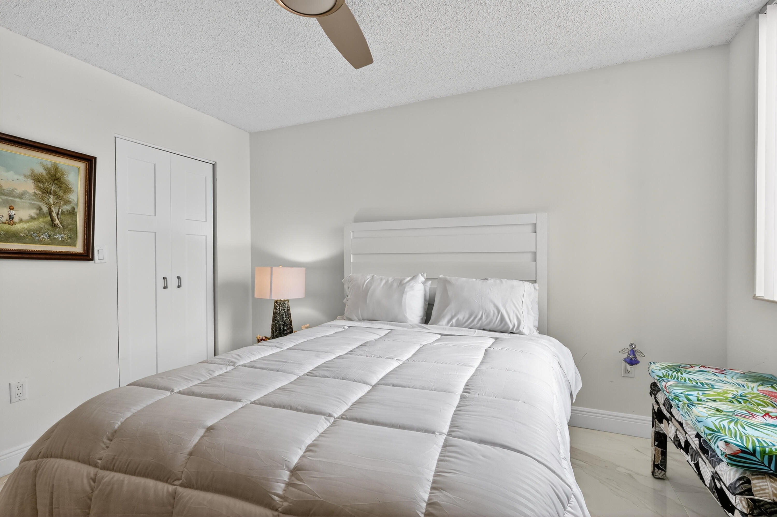 110 Half Moon Circle D2 Property Photo 25