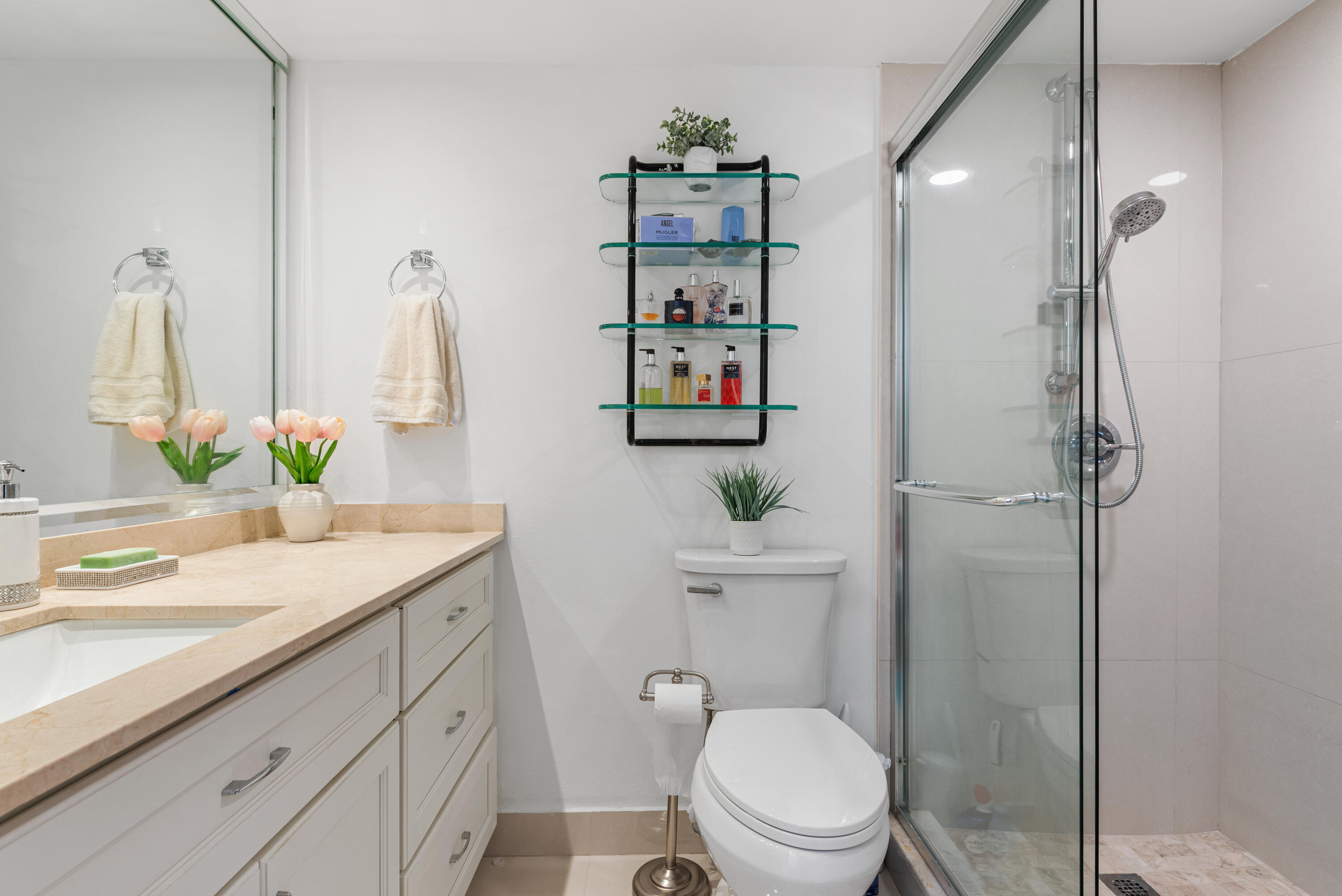 3499 Oaks Way 407 Property Photo 14