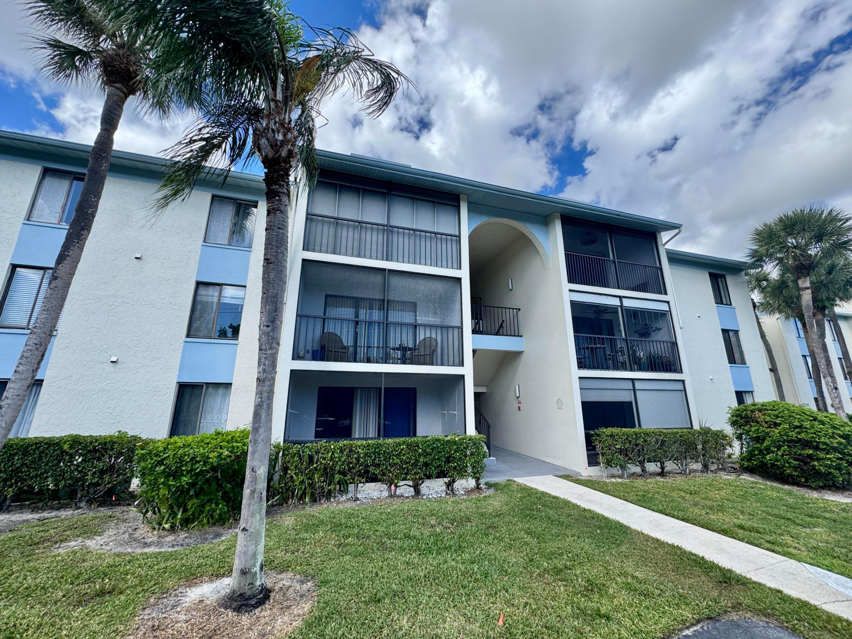 1111 Green Pine Boulevard H1 Property Photo 1