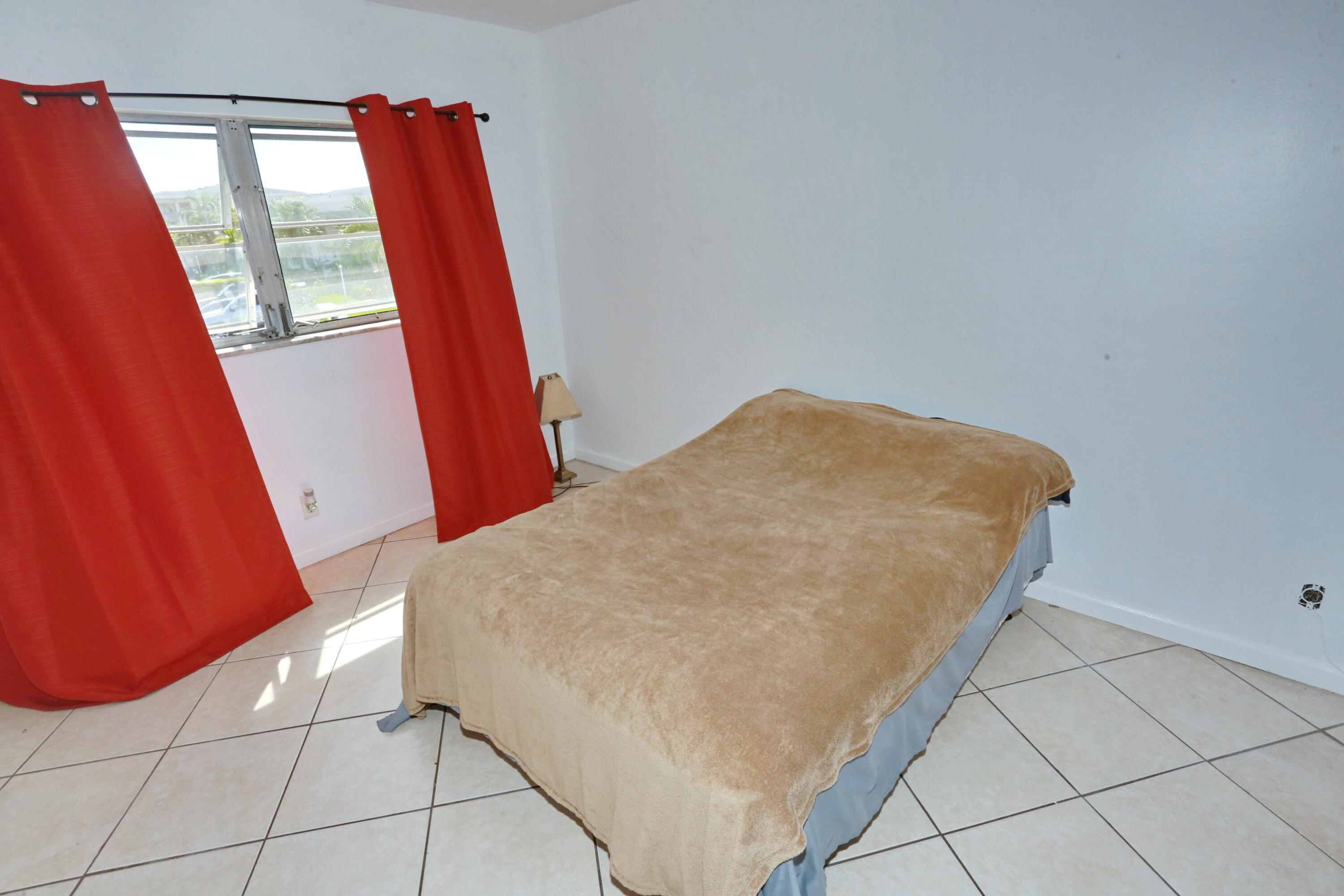 600 Pine Drive 209 Property Photo 25