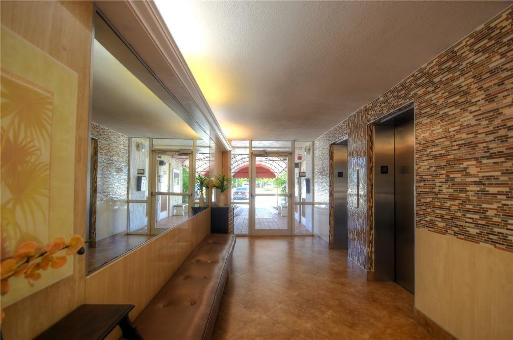 1391 S Ocean Boulevard 204 Property Photo 3