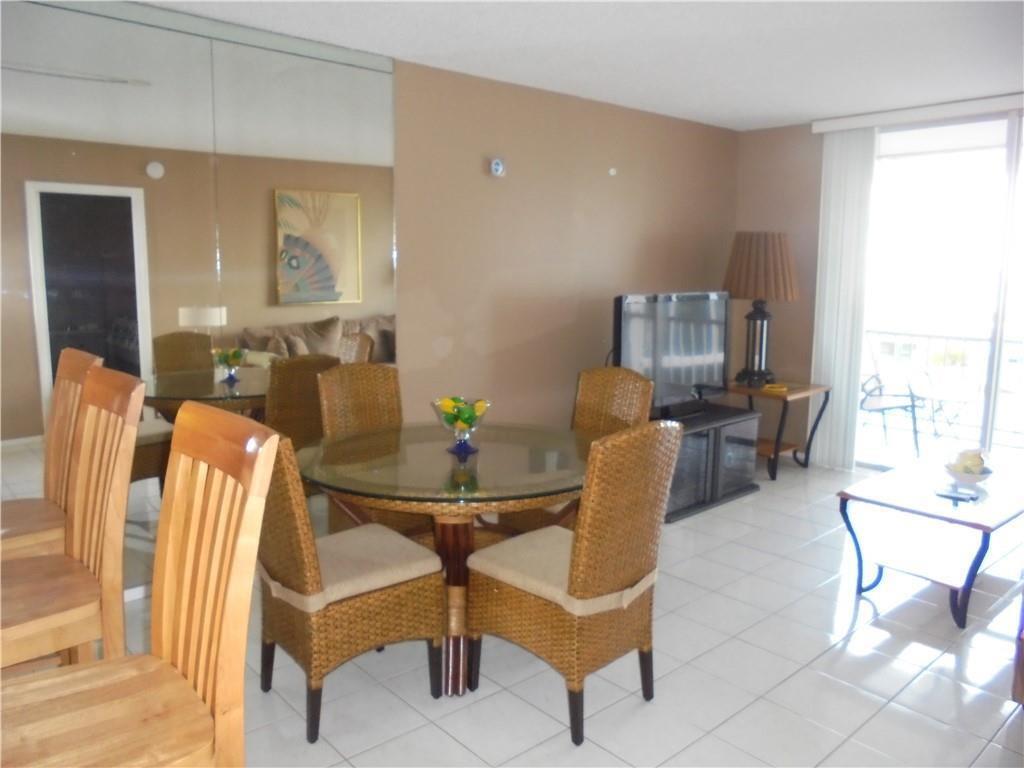 1391 S Ocean Boulevard 204 Property Photo 4