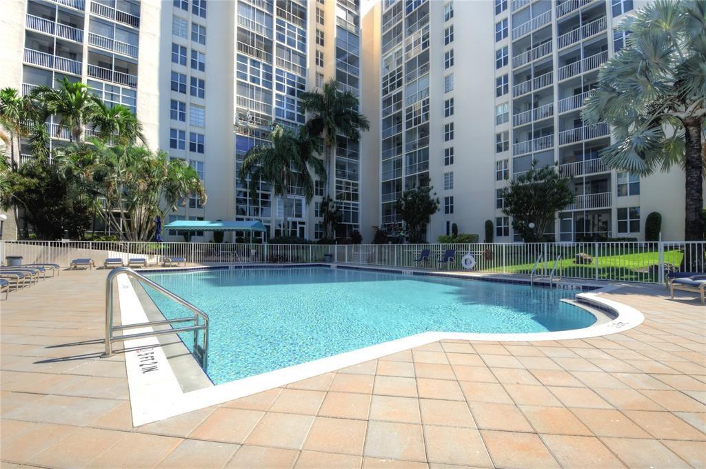 1391 S Ocean Boulevard 204 Property Photo 16