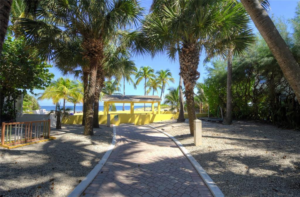 1391 S Ocean Boulevard 204 Property Photo 19
