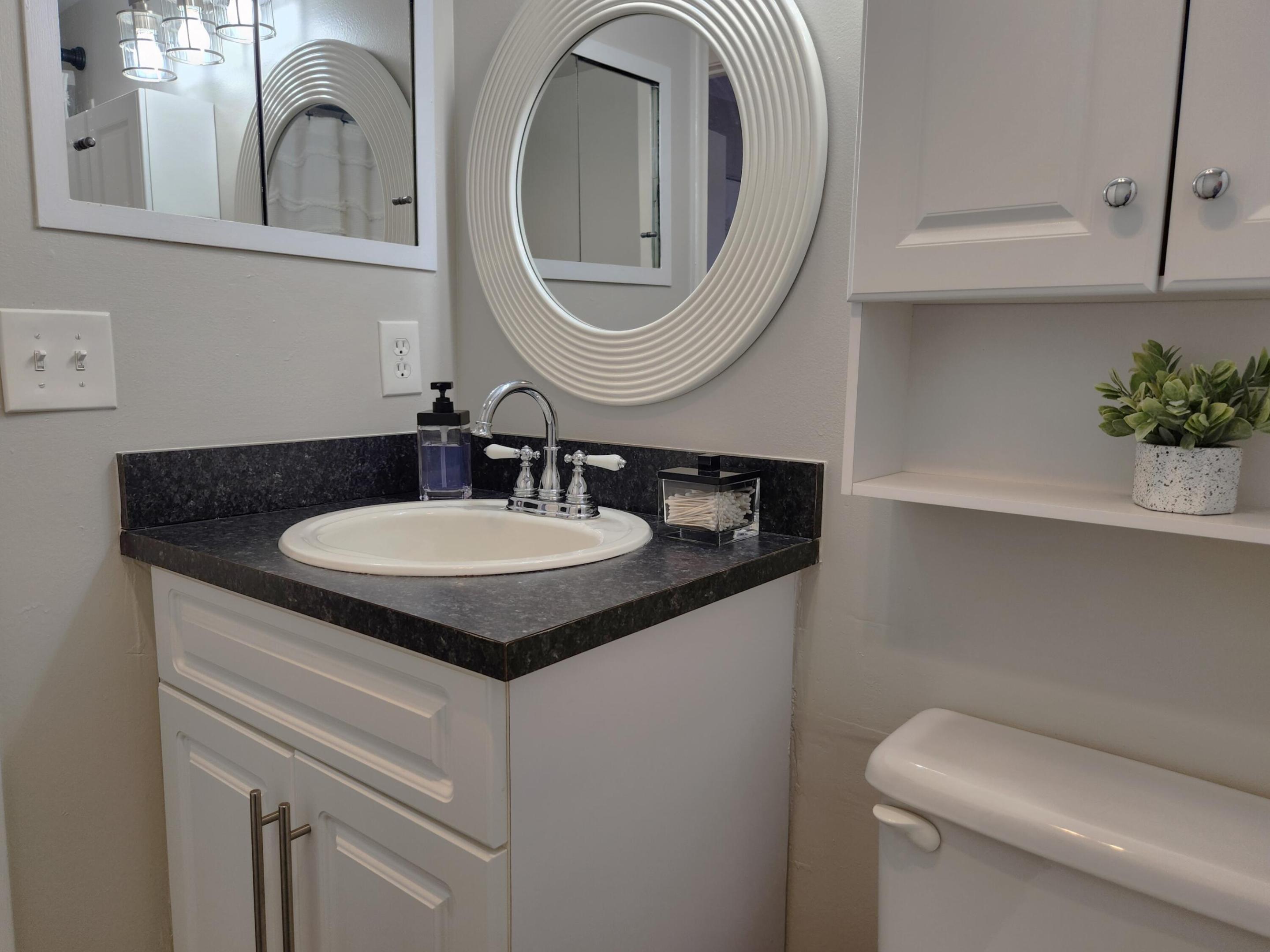 47 Andover B Property Photo 9