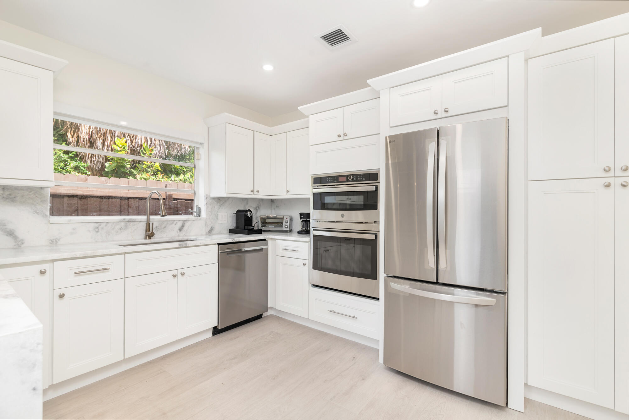 439 28th Street Property Photo 17