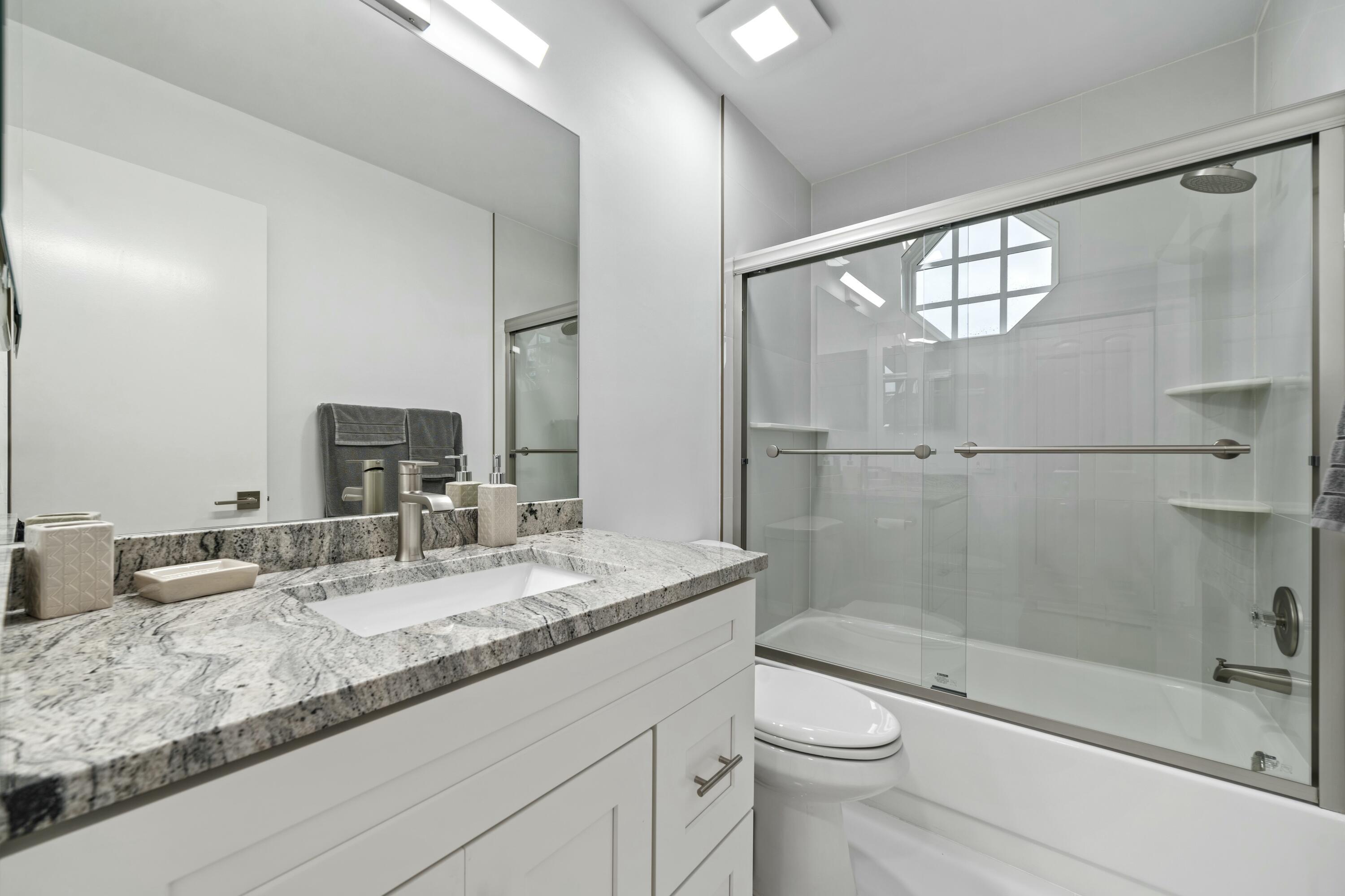 6553 Via Regina Property Photo 23