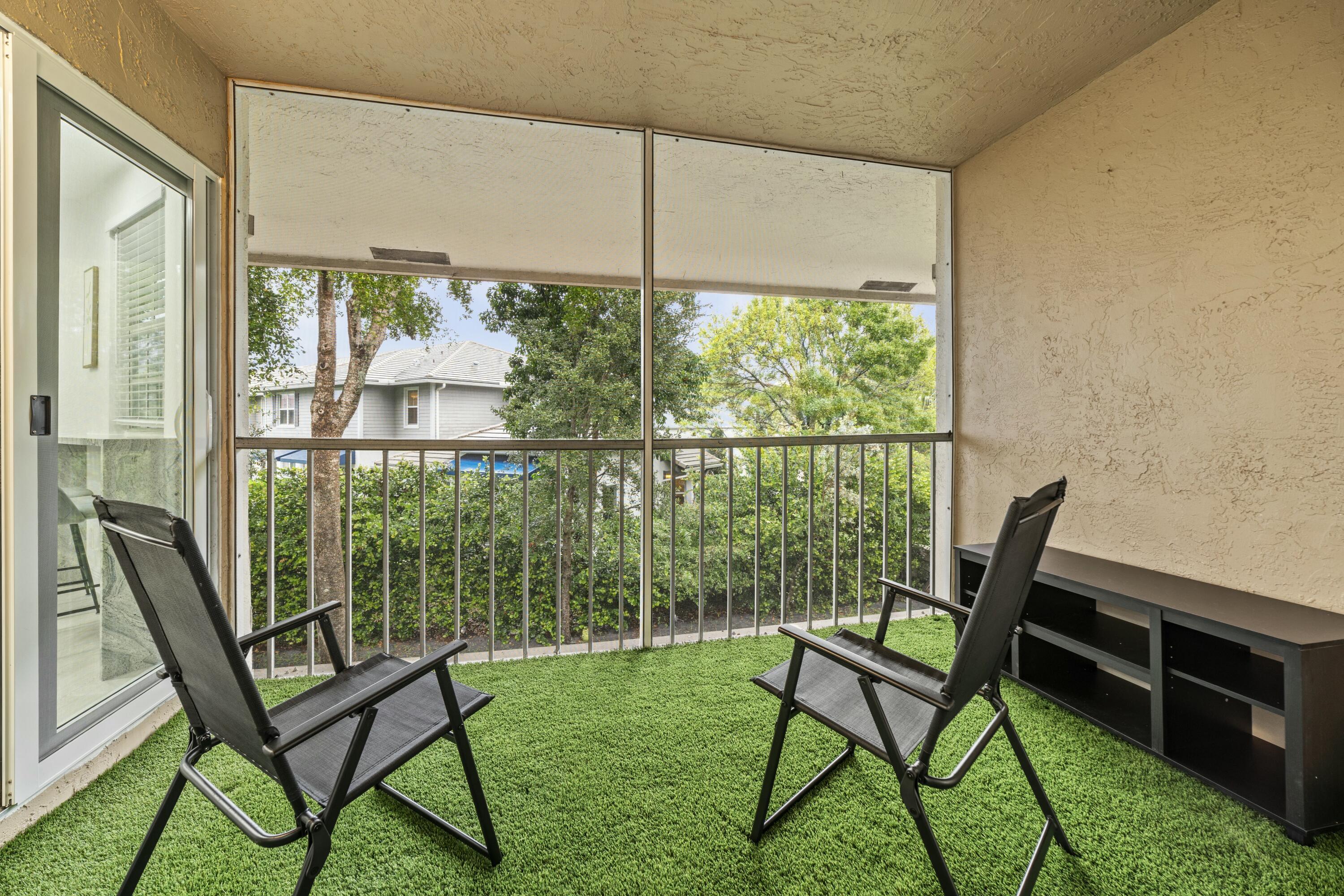 6553 Via Regina Property Photo 25