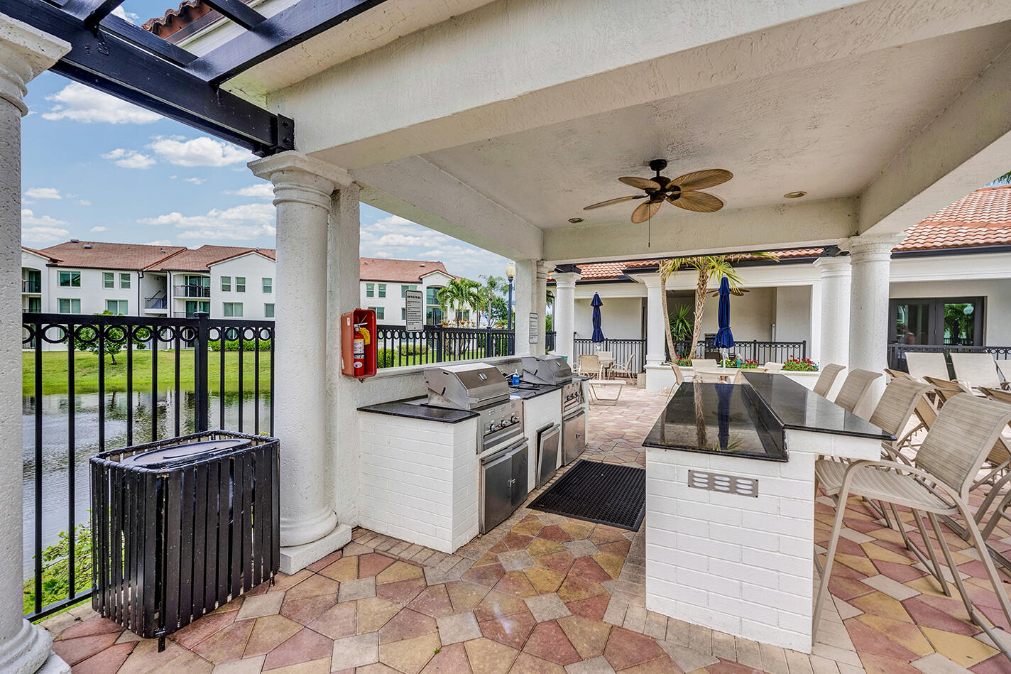 1010 Villa Circle Property Photo 21