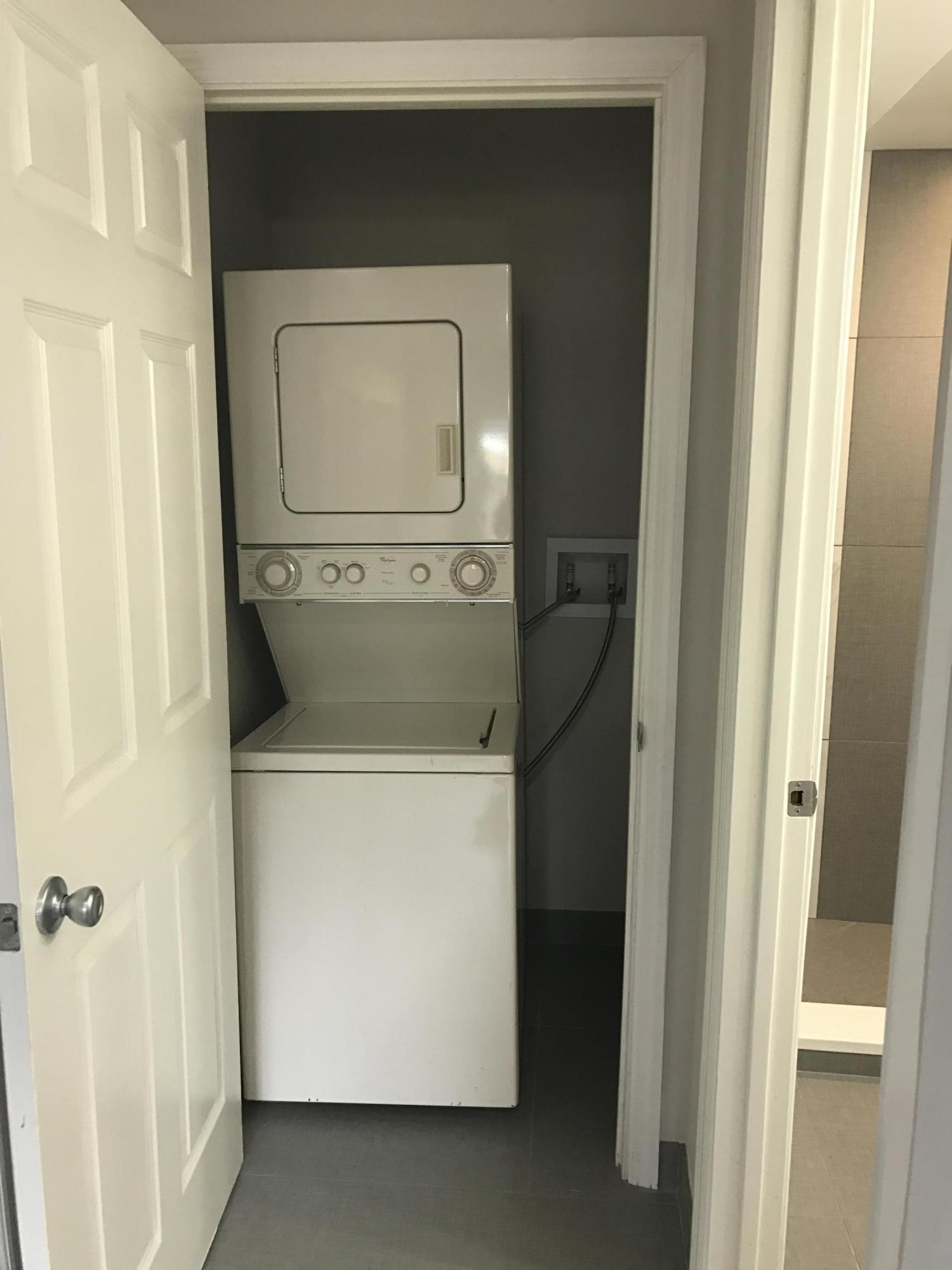 142 Sw 8th Avenue Apt D Property Photo 6