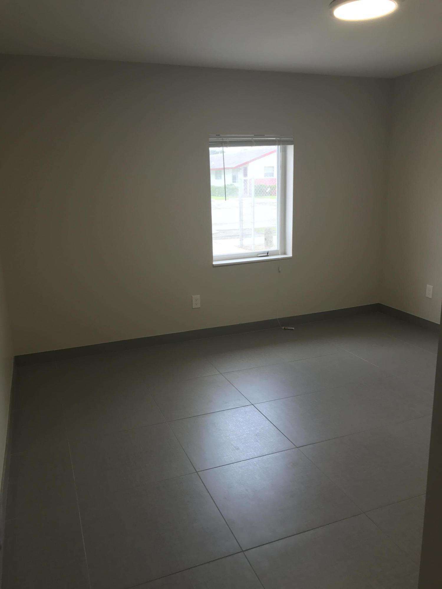 142 Sw 8th Avenue Apt D Property Photo 12