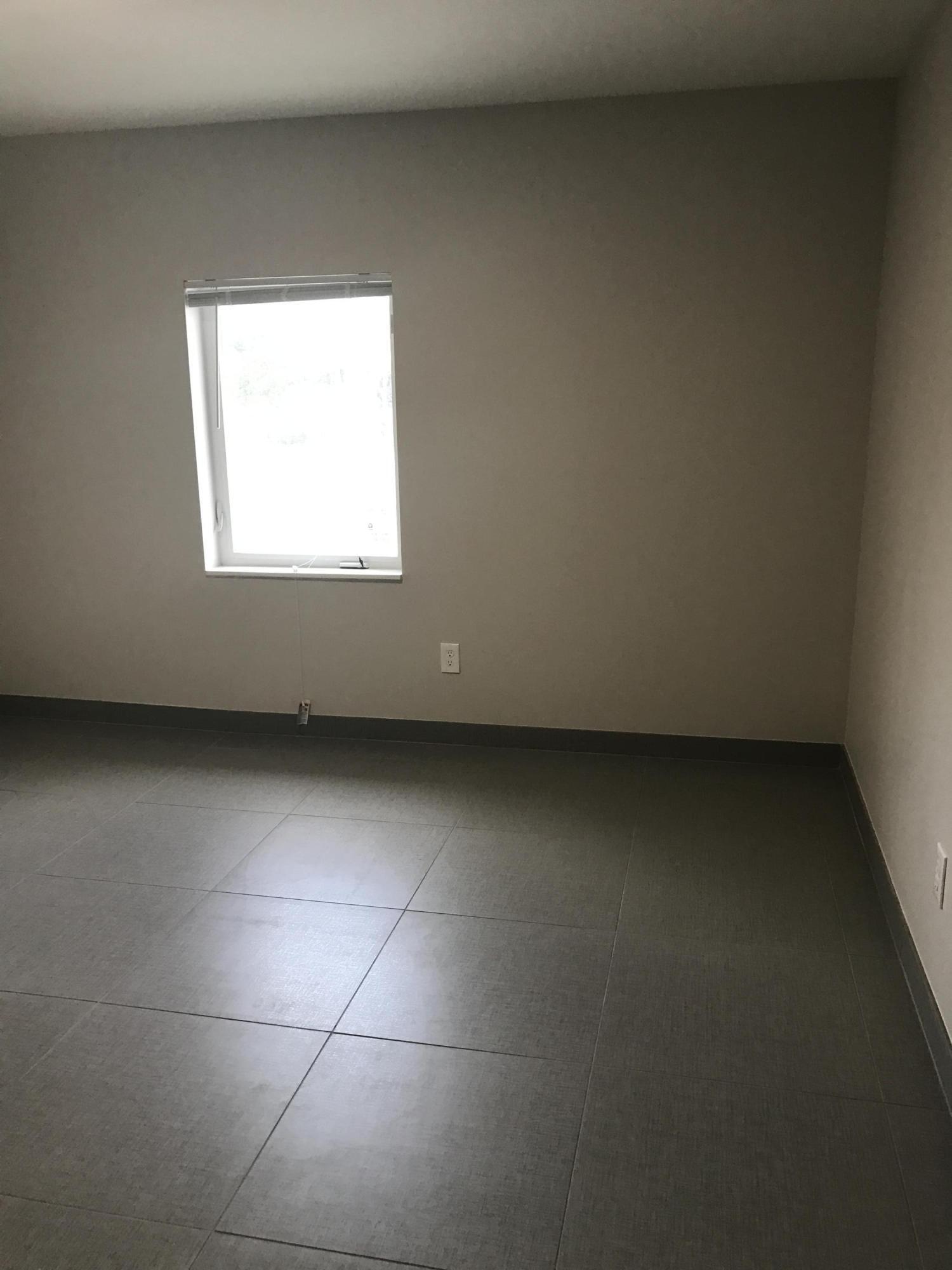 142 Sw 8th Avenue Apt D Property Photo 17