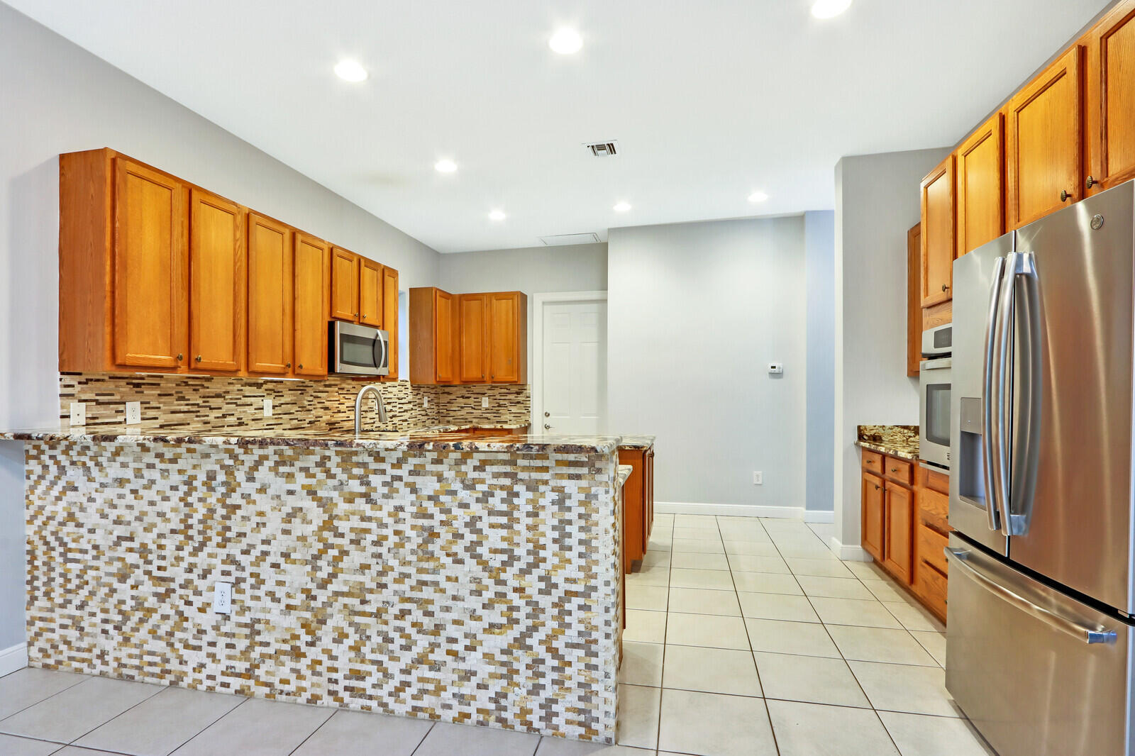 1904 Flower Drive Property Photo 16
