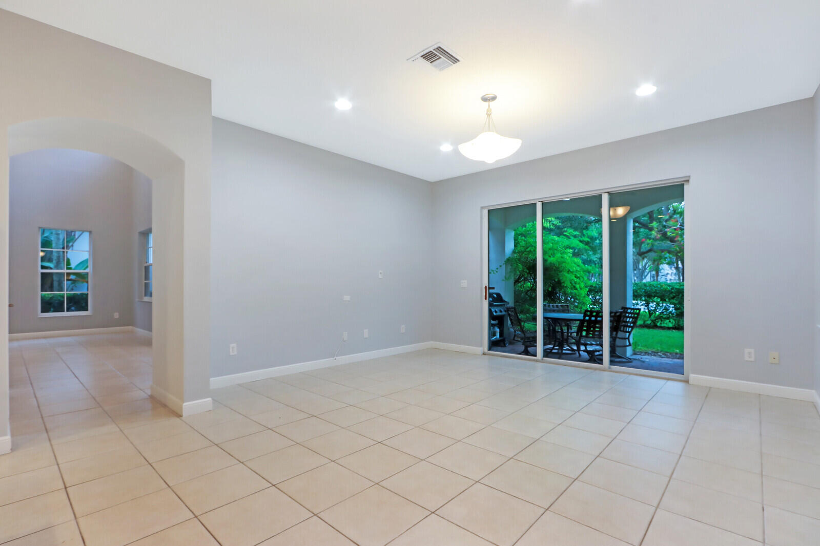 1904 Flower Drive Property Photo 19
