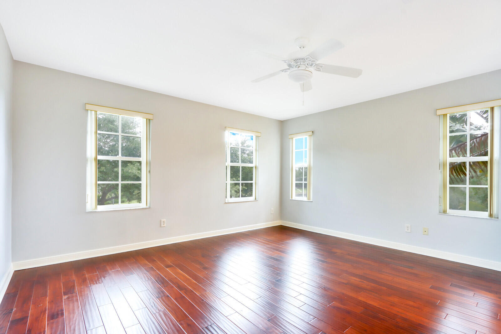 1904 Flower Drive Property Photo 25
