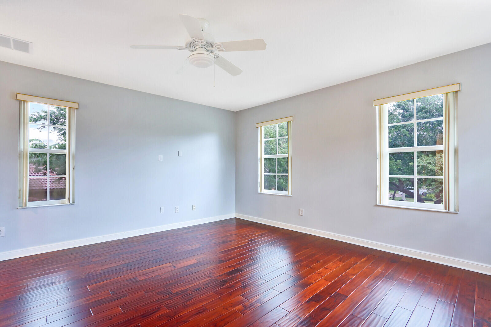 1904 Flower Drive Property Photo 26